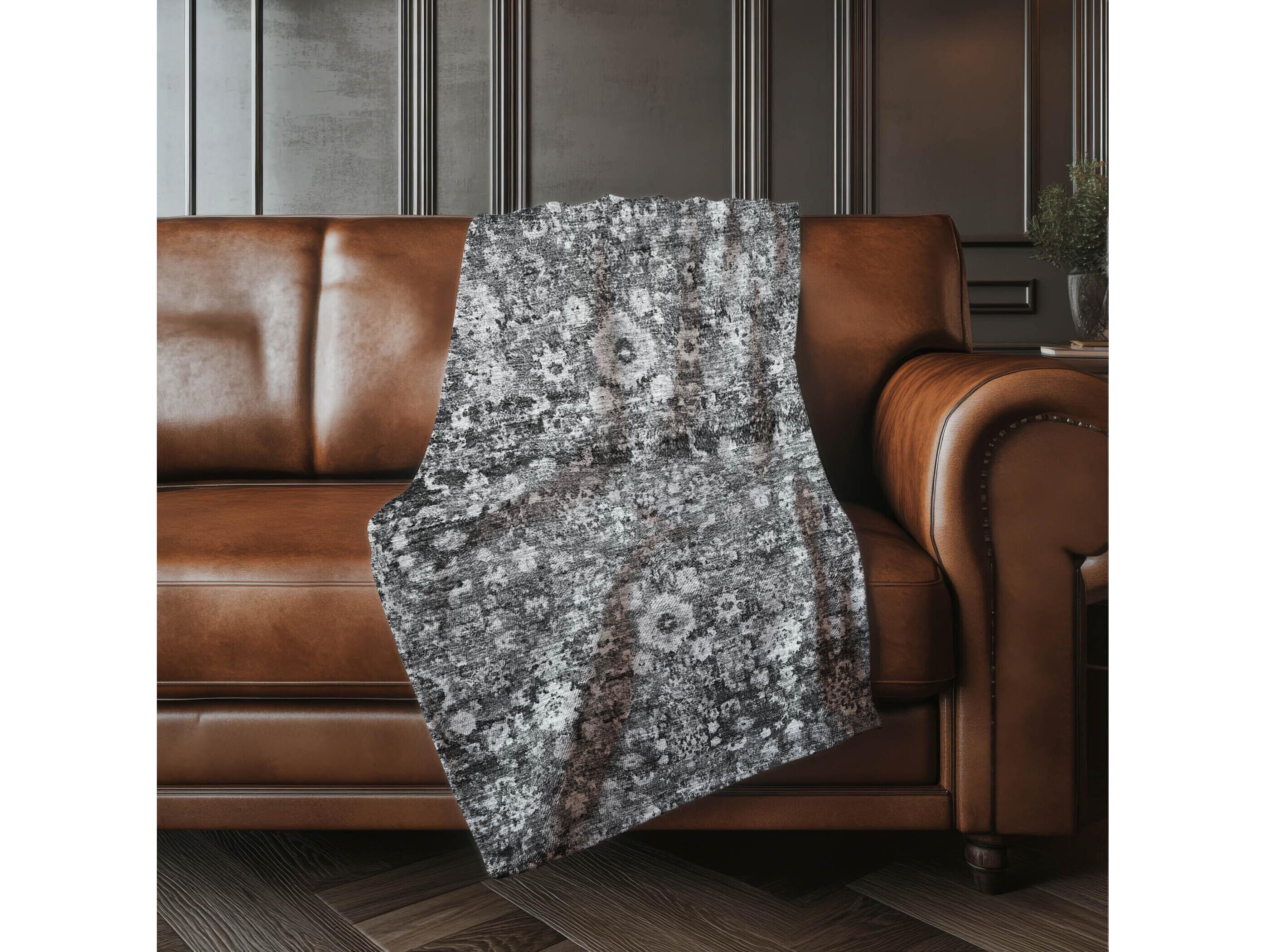 Dalyn Sherpa Gray Polyester Throw