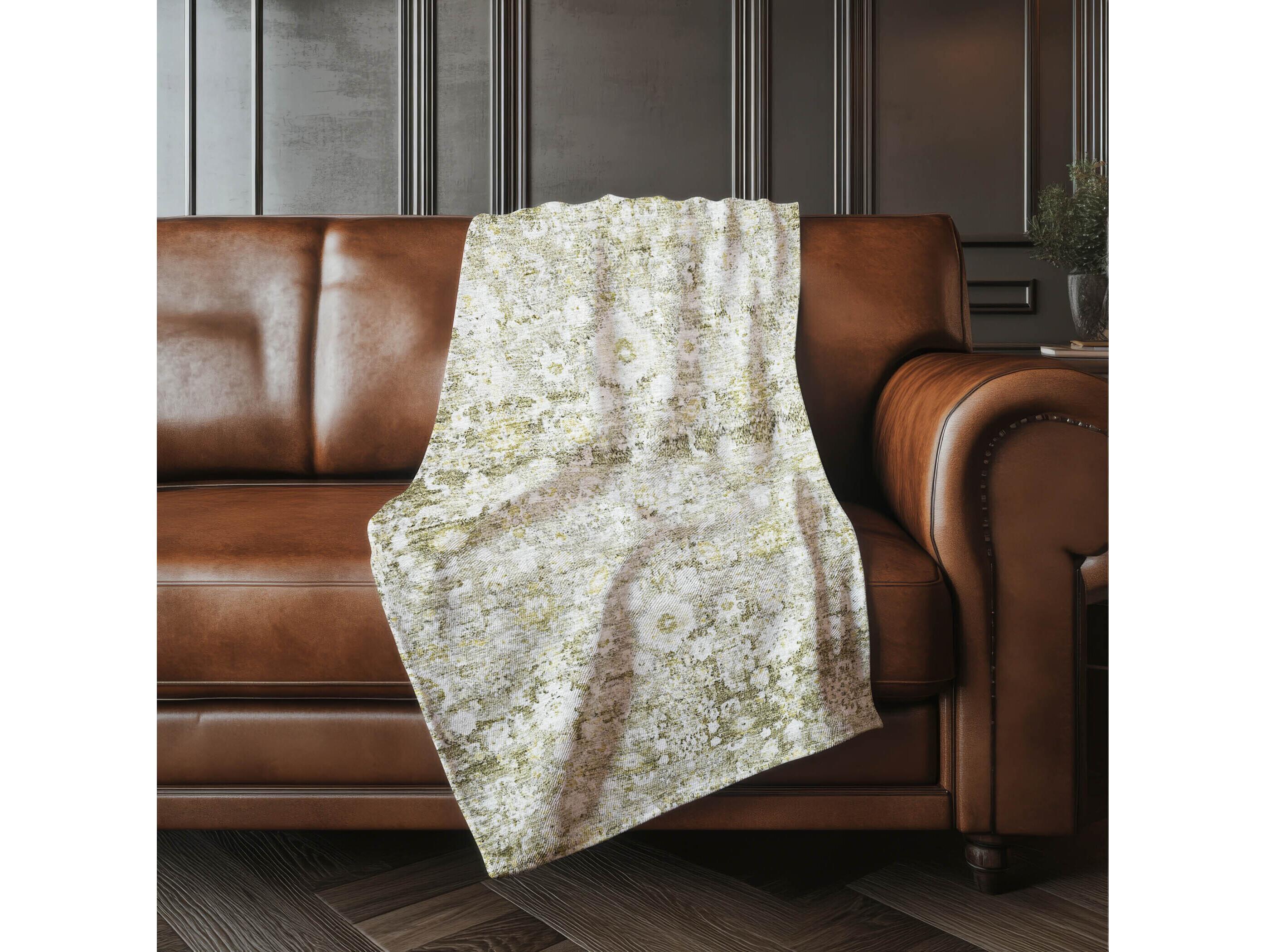 Dalyn Sherpa Brown Polyester Throw