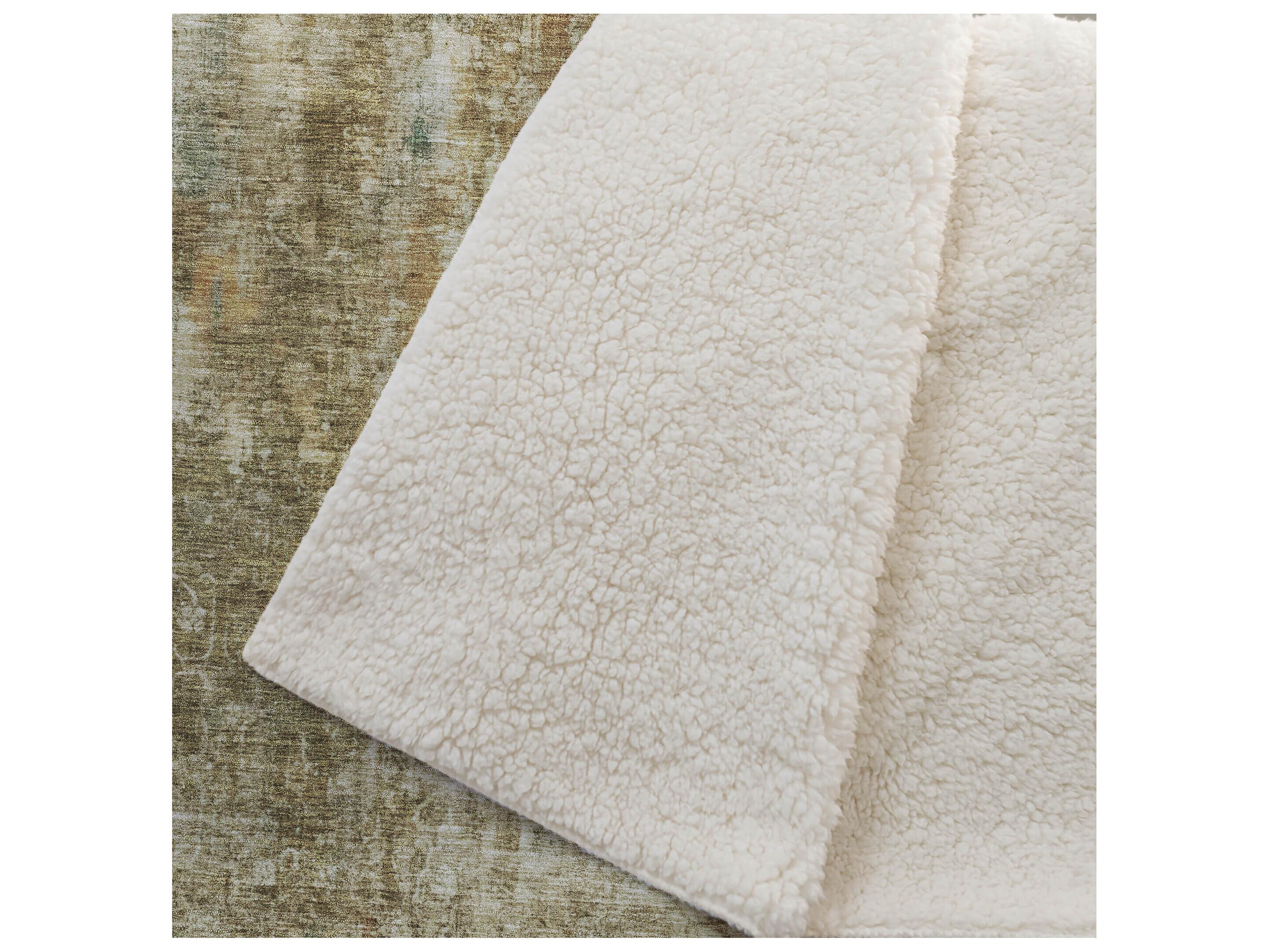 Dalyn Sherpa Brown Polyester Throw