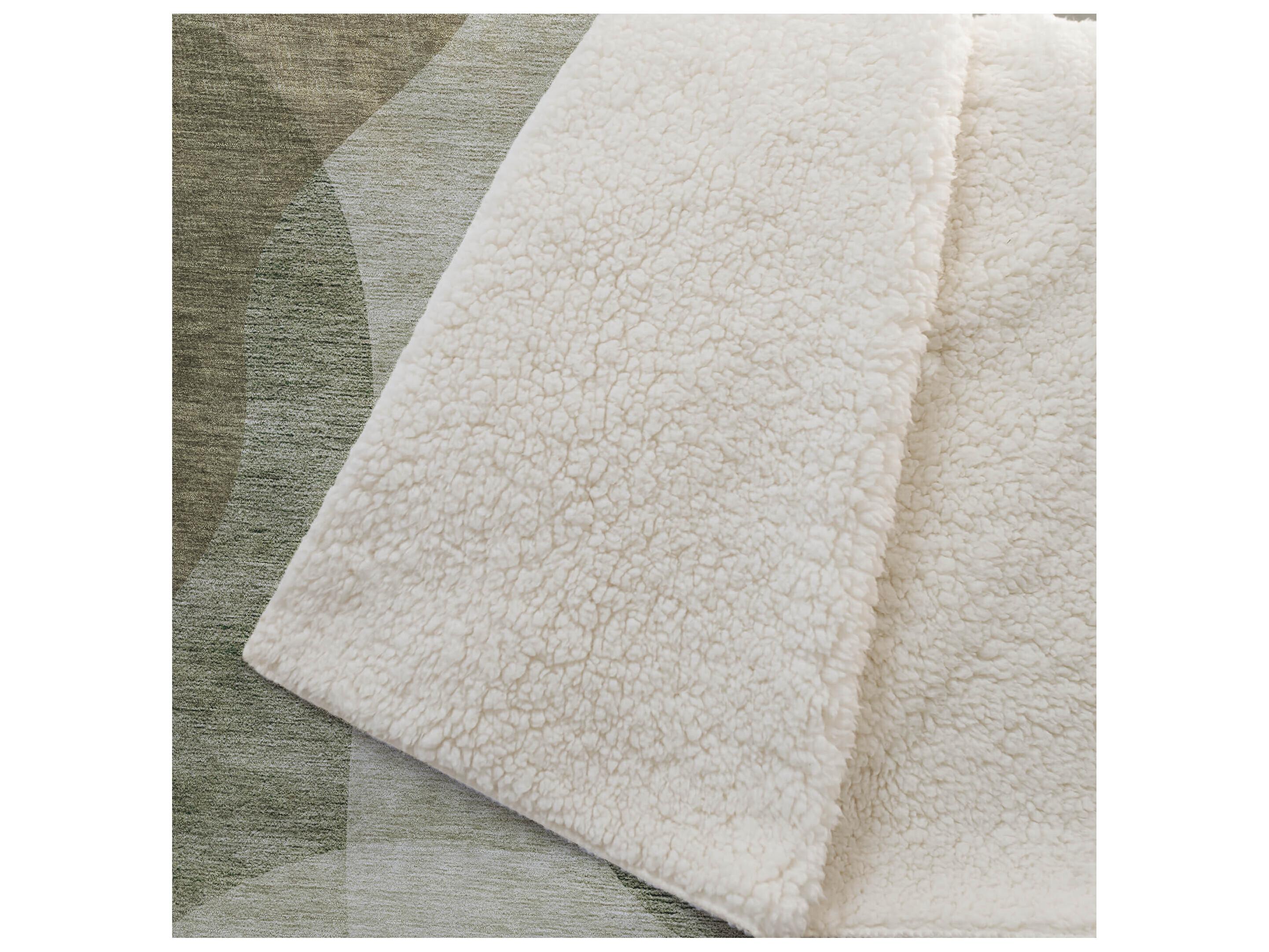 Dalyn Sherpa Brown Polyester Throw