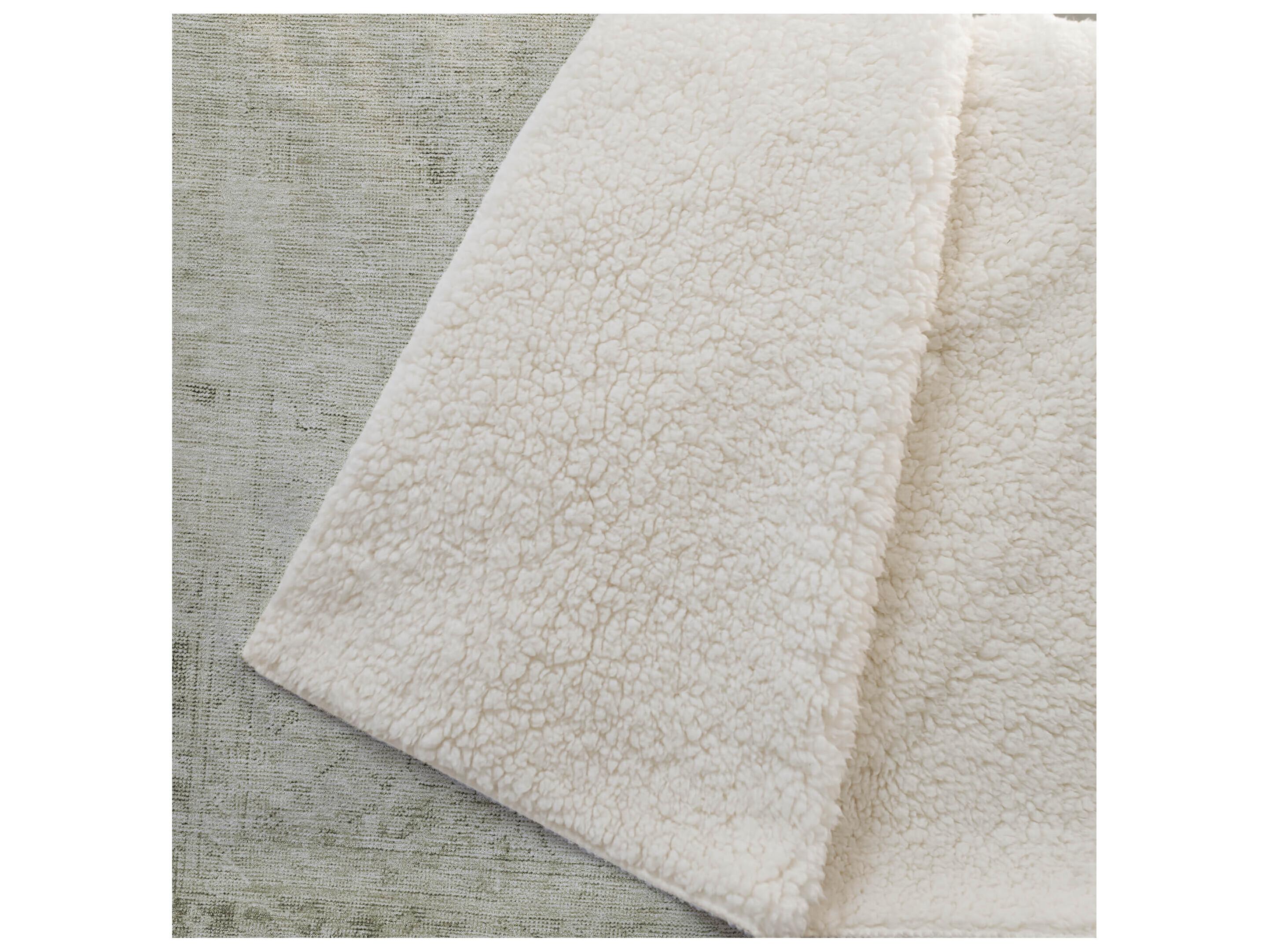 Dalyn Sherpa Brown Polyester Throw