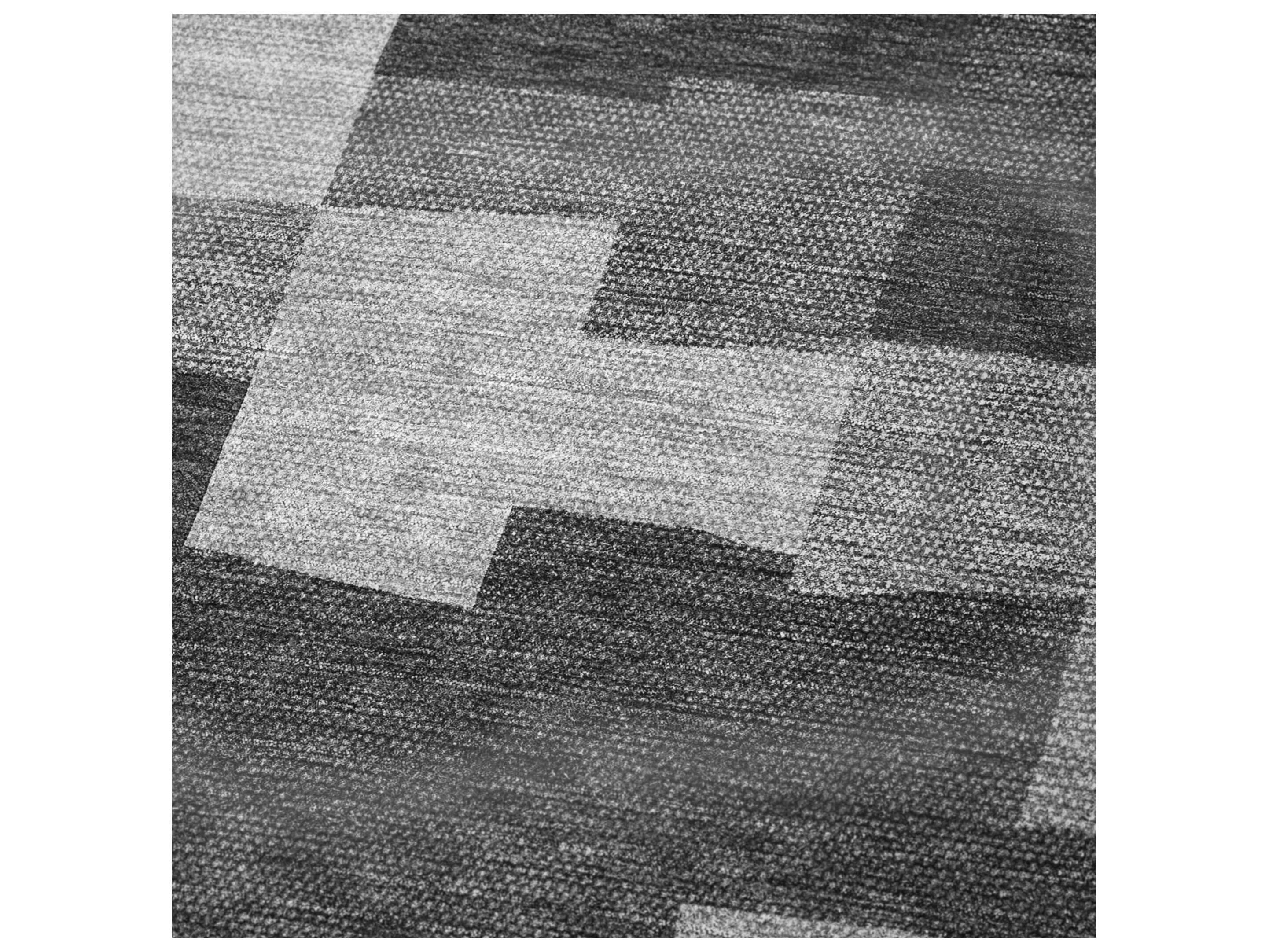 Dalyn Sherpa Gray Polyester Throw