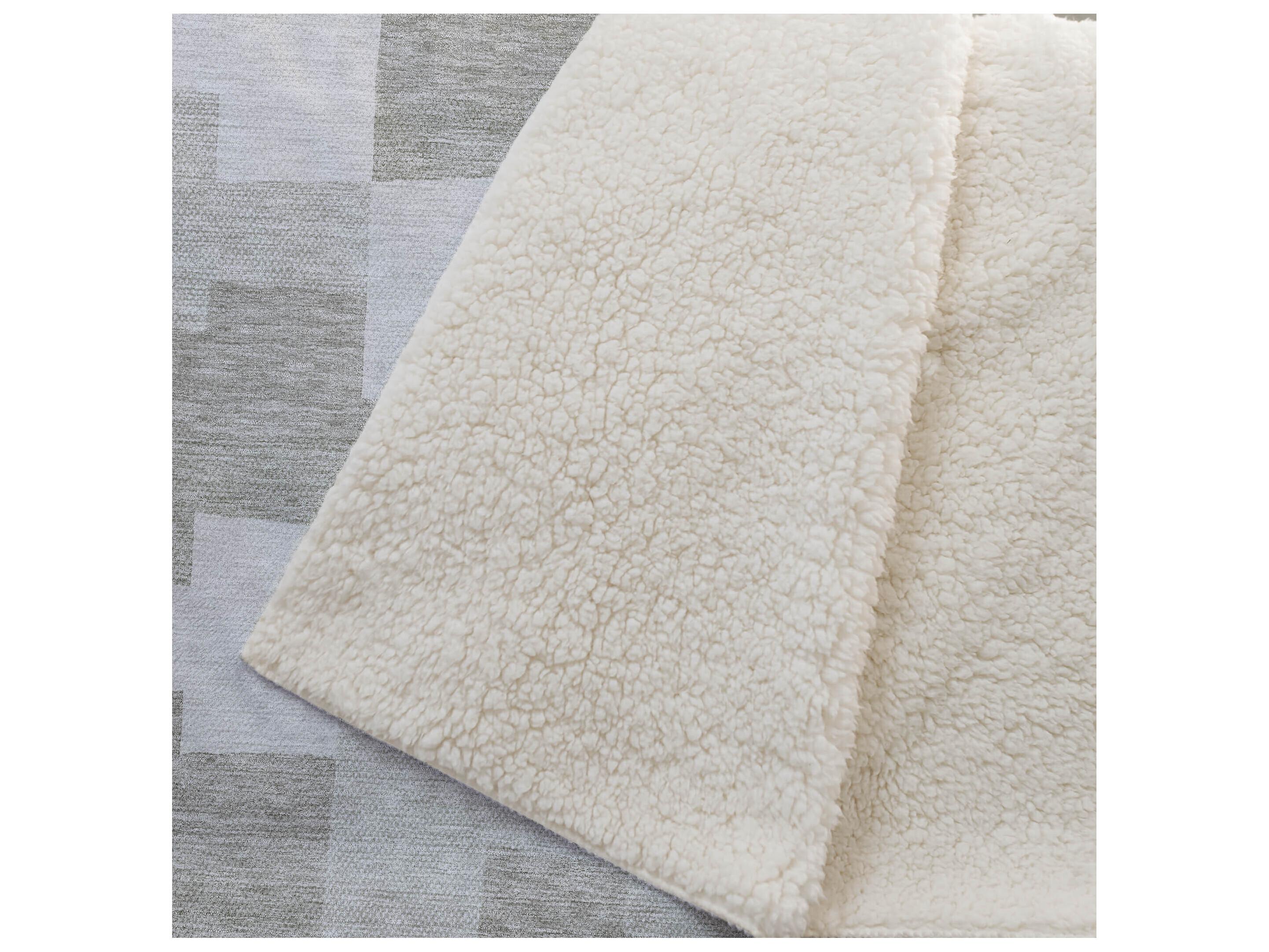 Dalyn Sherpa Brown Polyester Throw