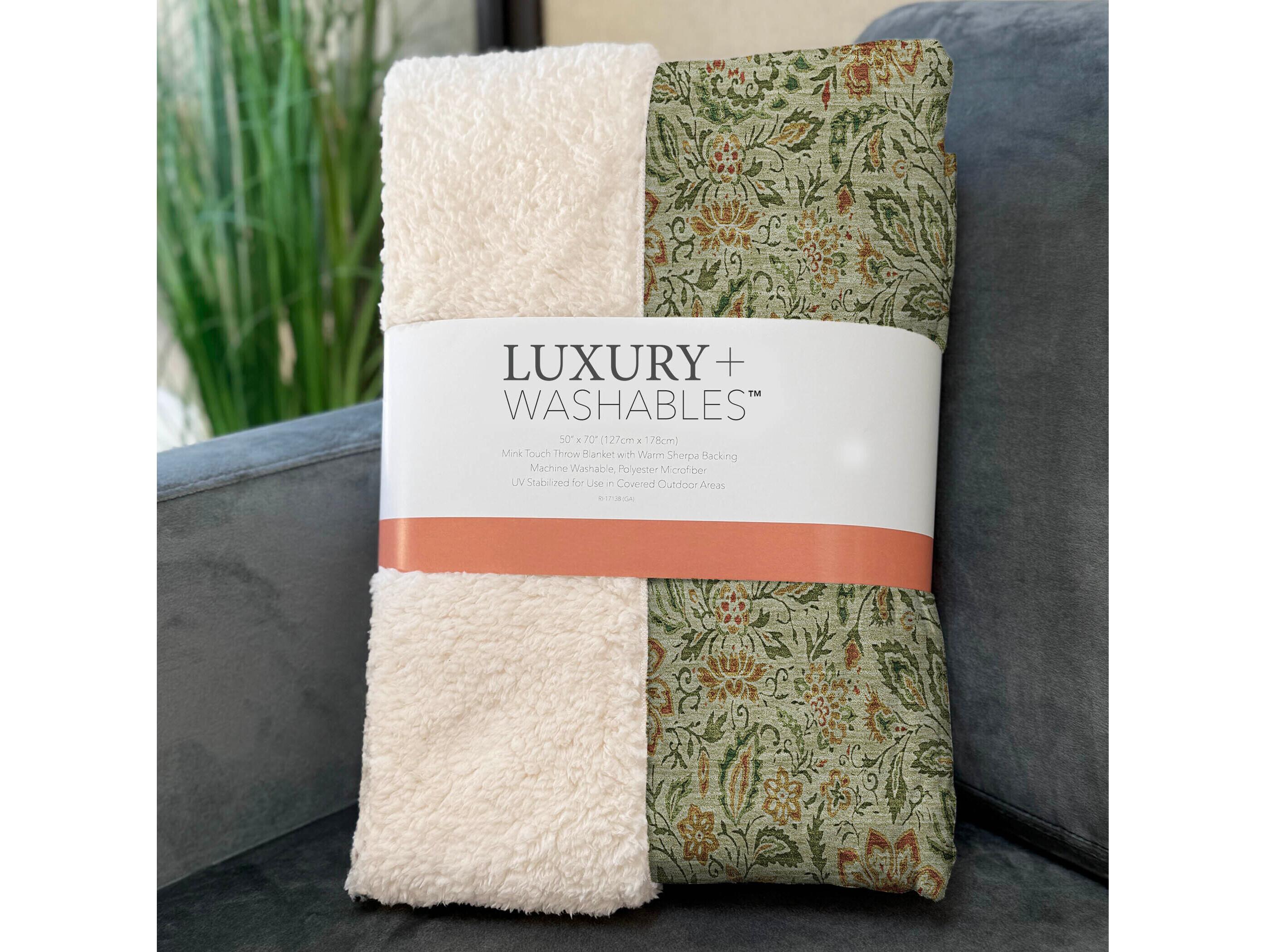 Dalyn Sherpa Green Polyester Throw