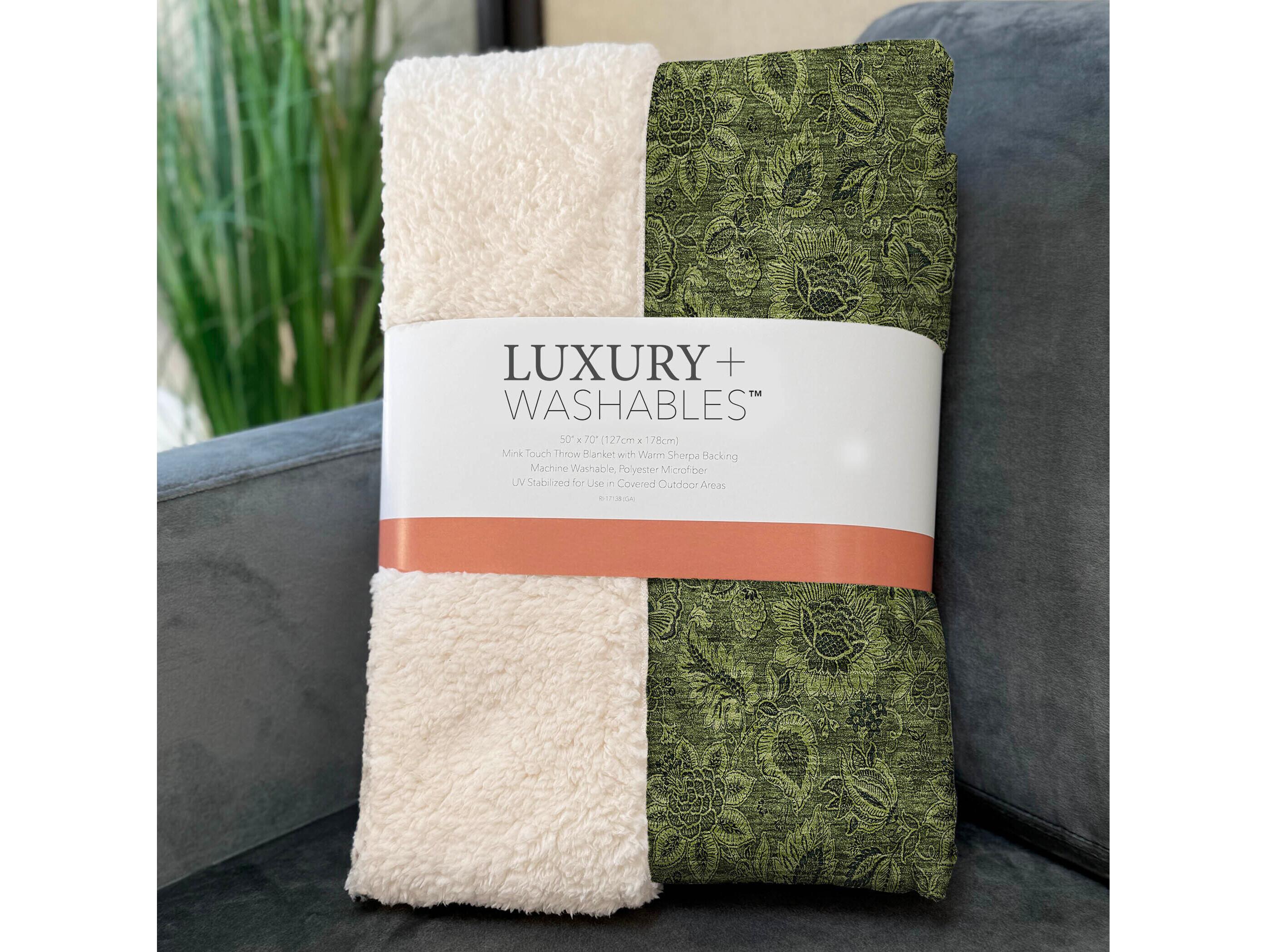 Dalyn Sherpa Green Polyester Throw