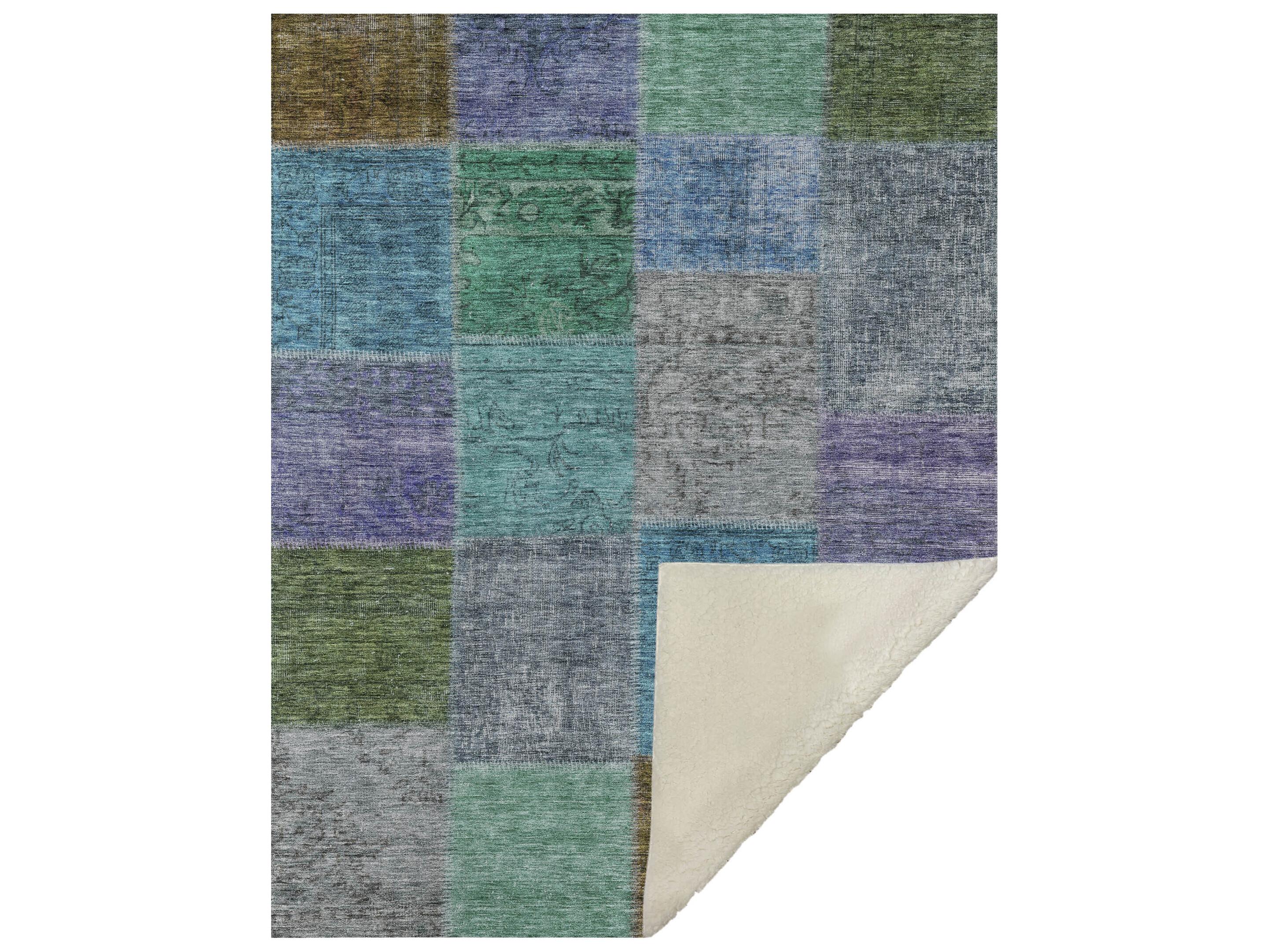Dalyn Sherpa Green Polyester Throw