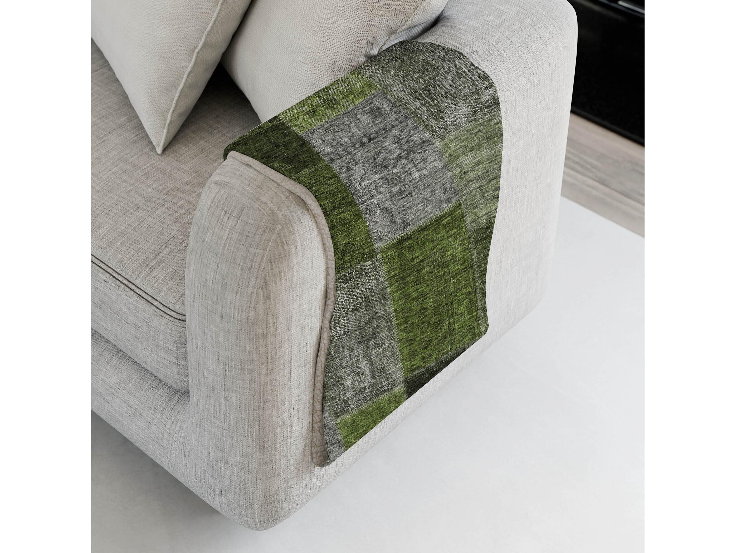 Dalyn Sherpa Green Polyester Throw