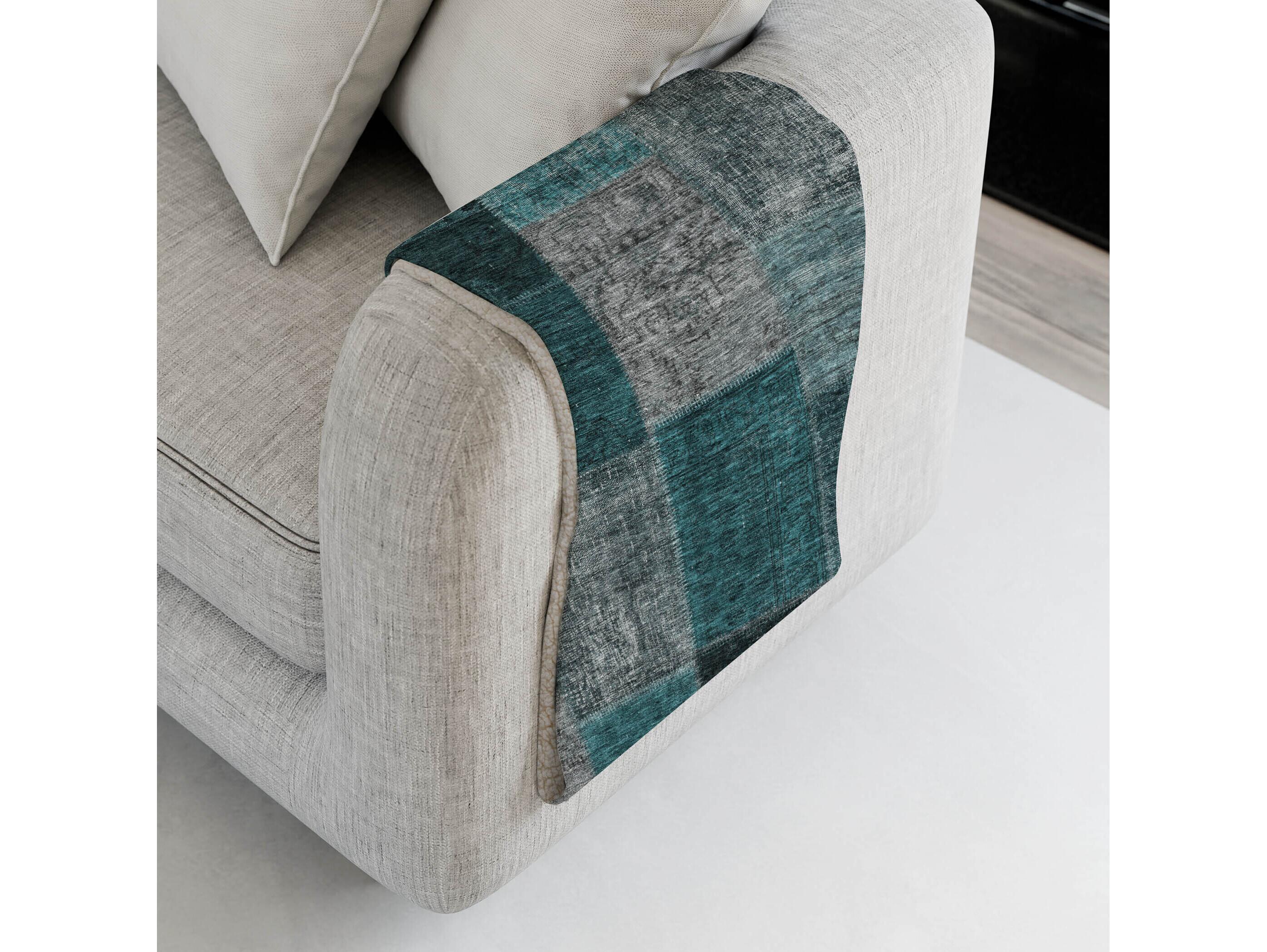 Dalyn Sherpa Teal Polyester Throw