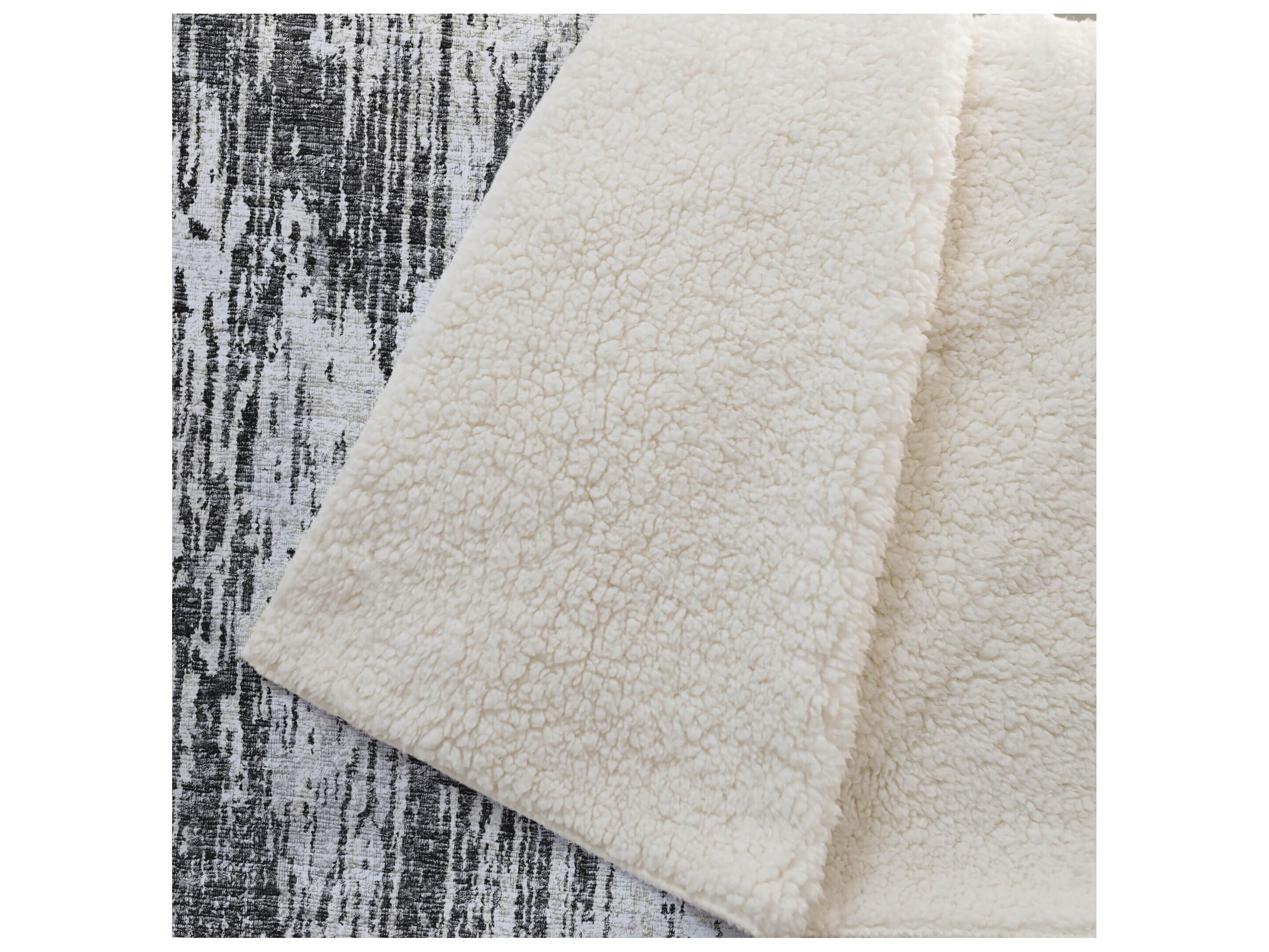 Dalyn Sherpa Black Polyester Throw