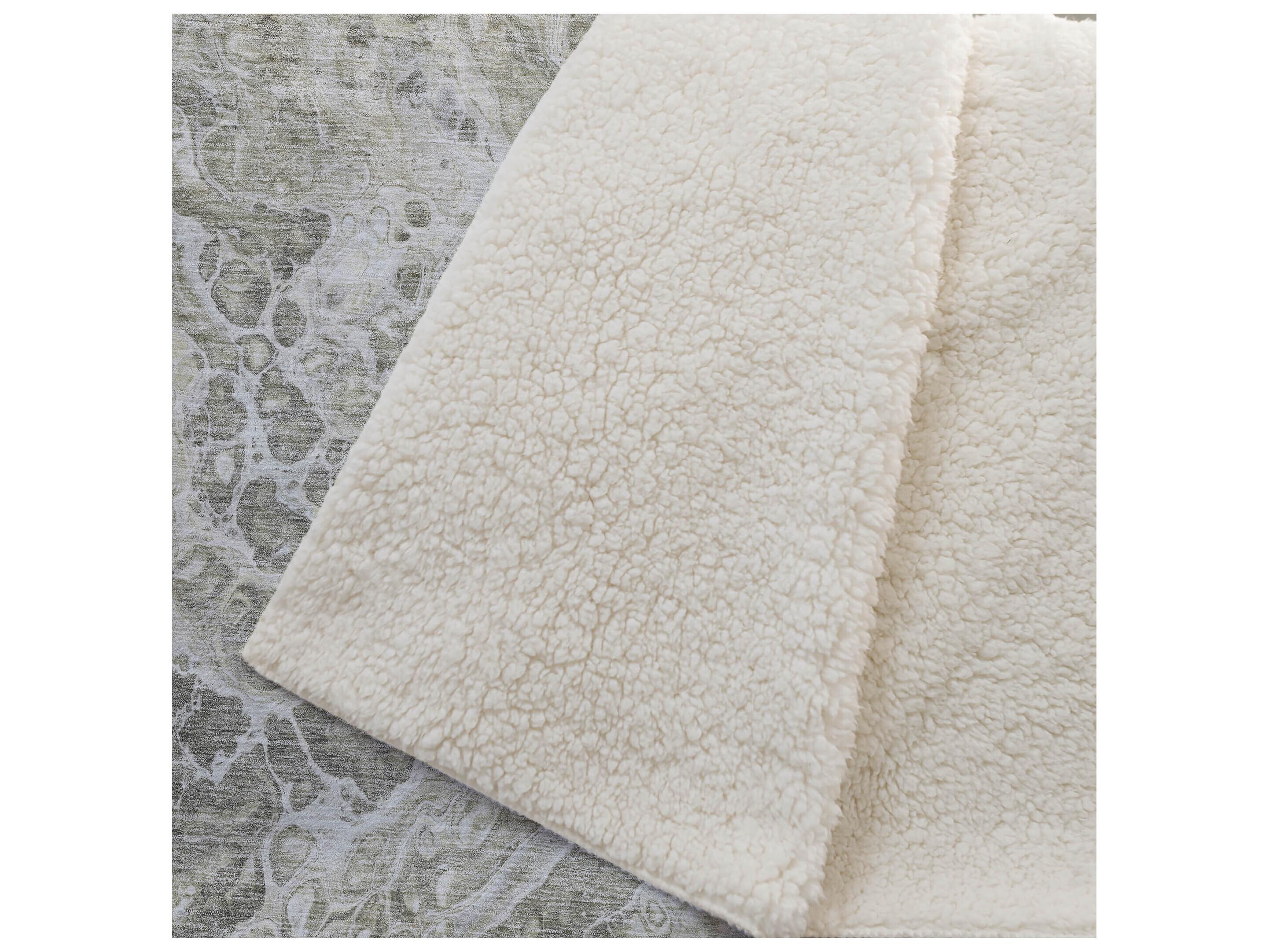 Dalyn Sherpa Brown Polyester Throw