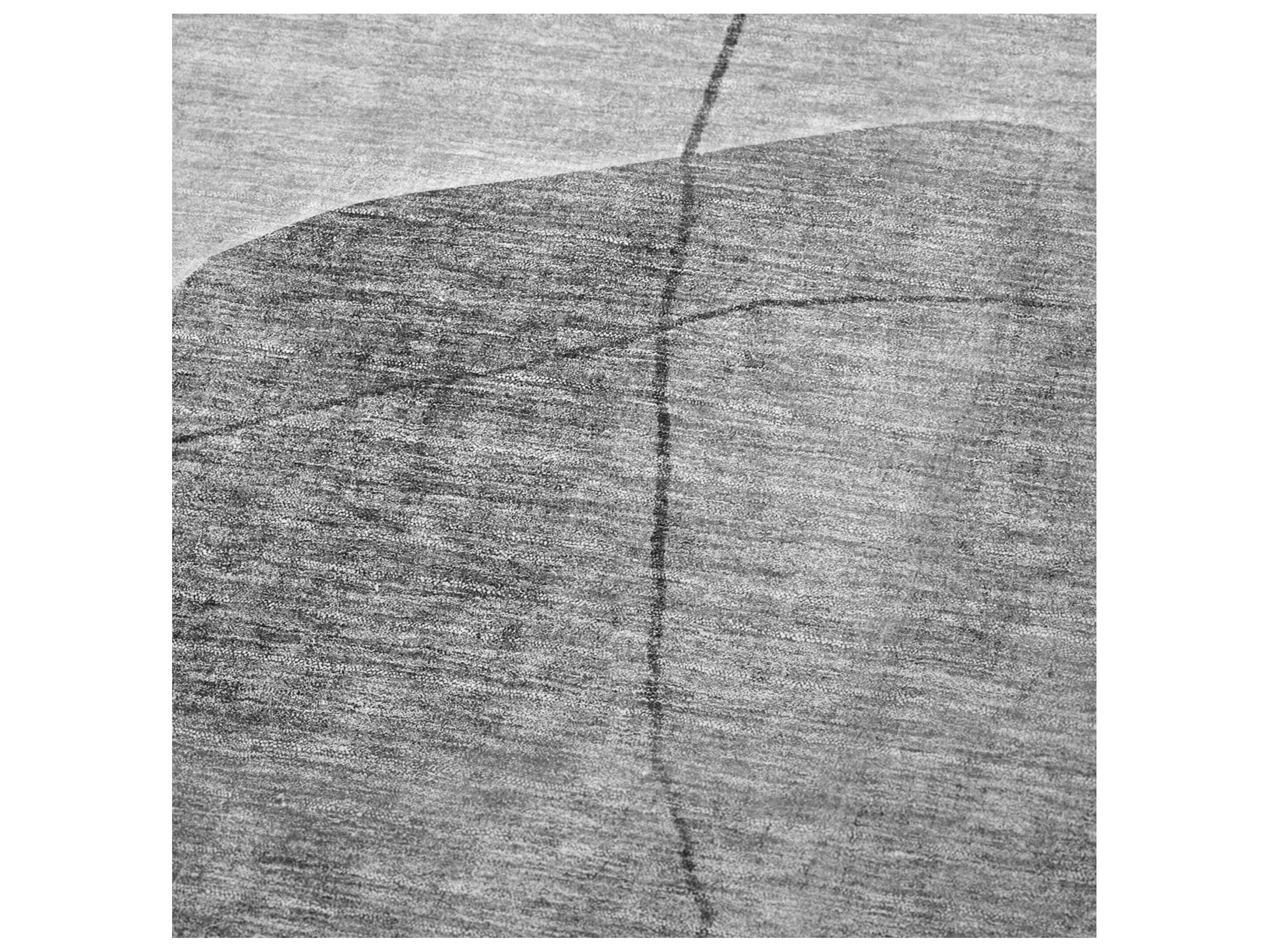 Dalyn Sherpa Gray Polyester Throw