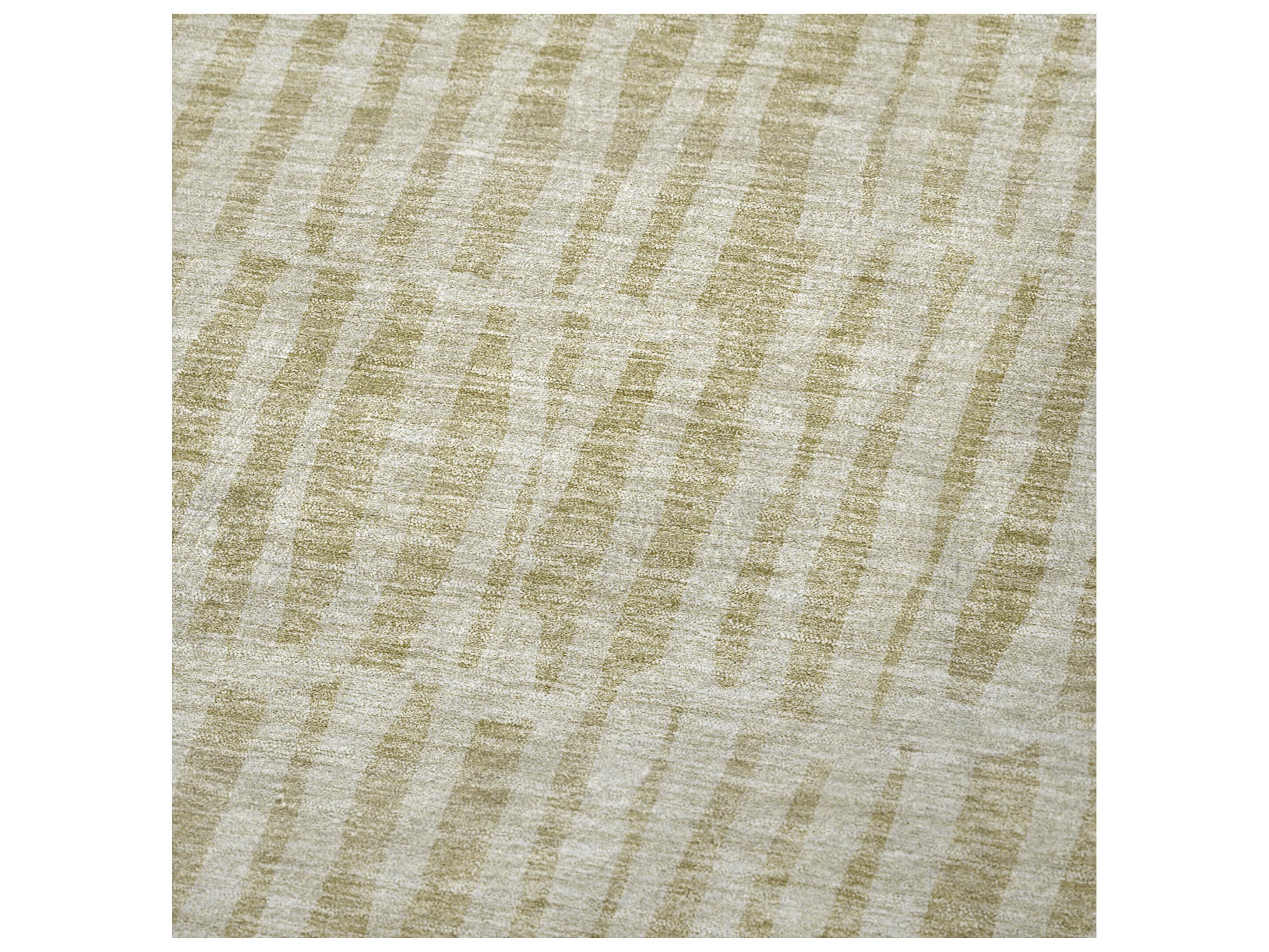 Dalyn Sherpa Brown Polyester Throw
