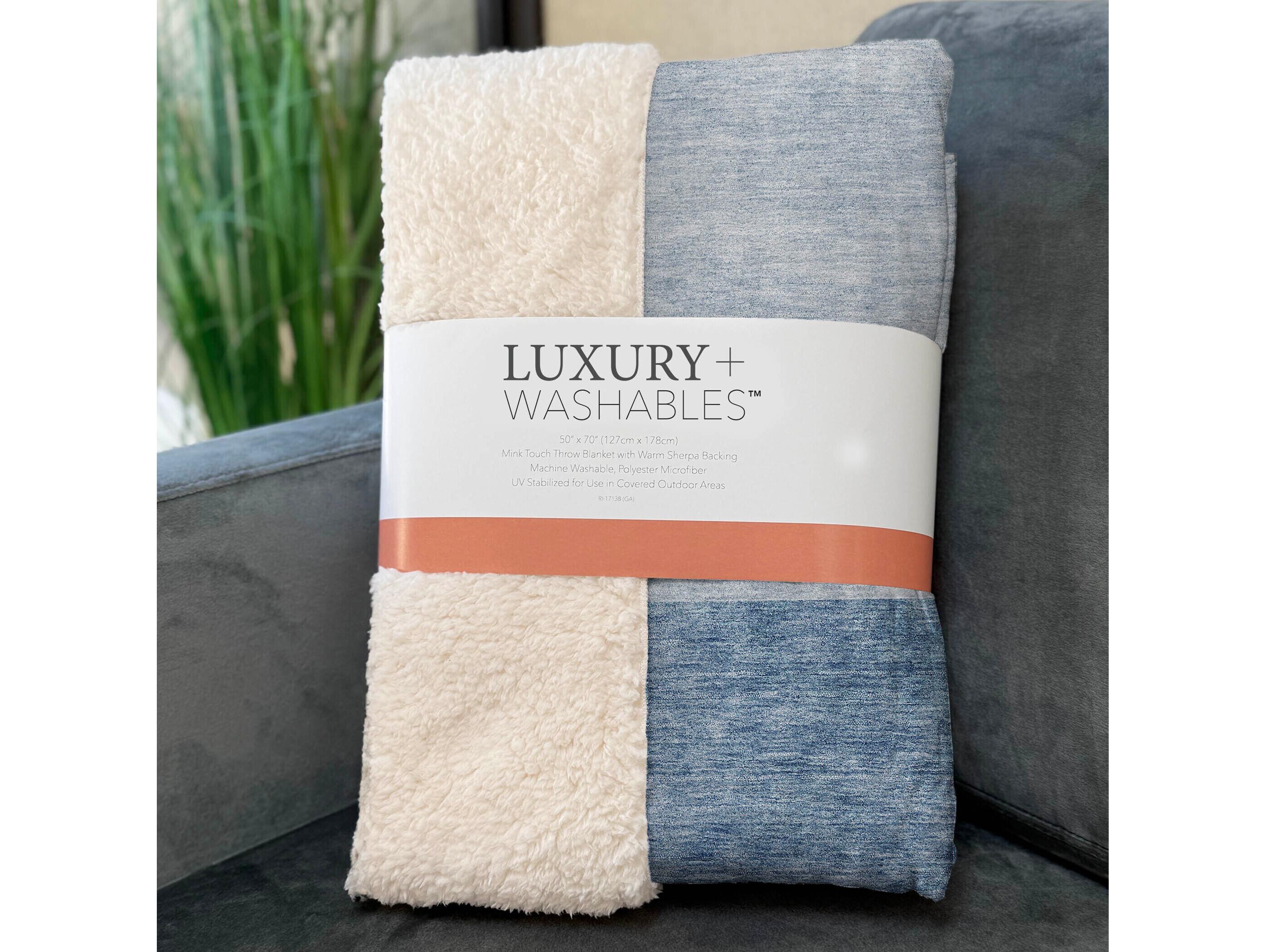 Dalyn Sherpa Blue Polyester Throw