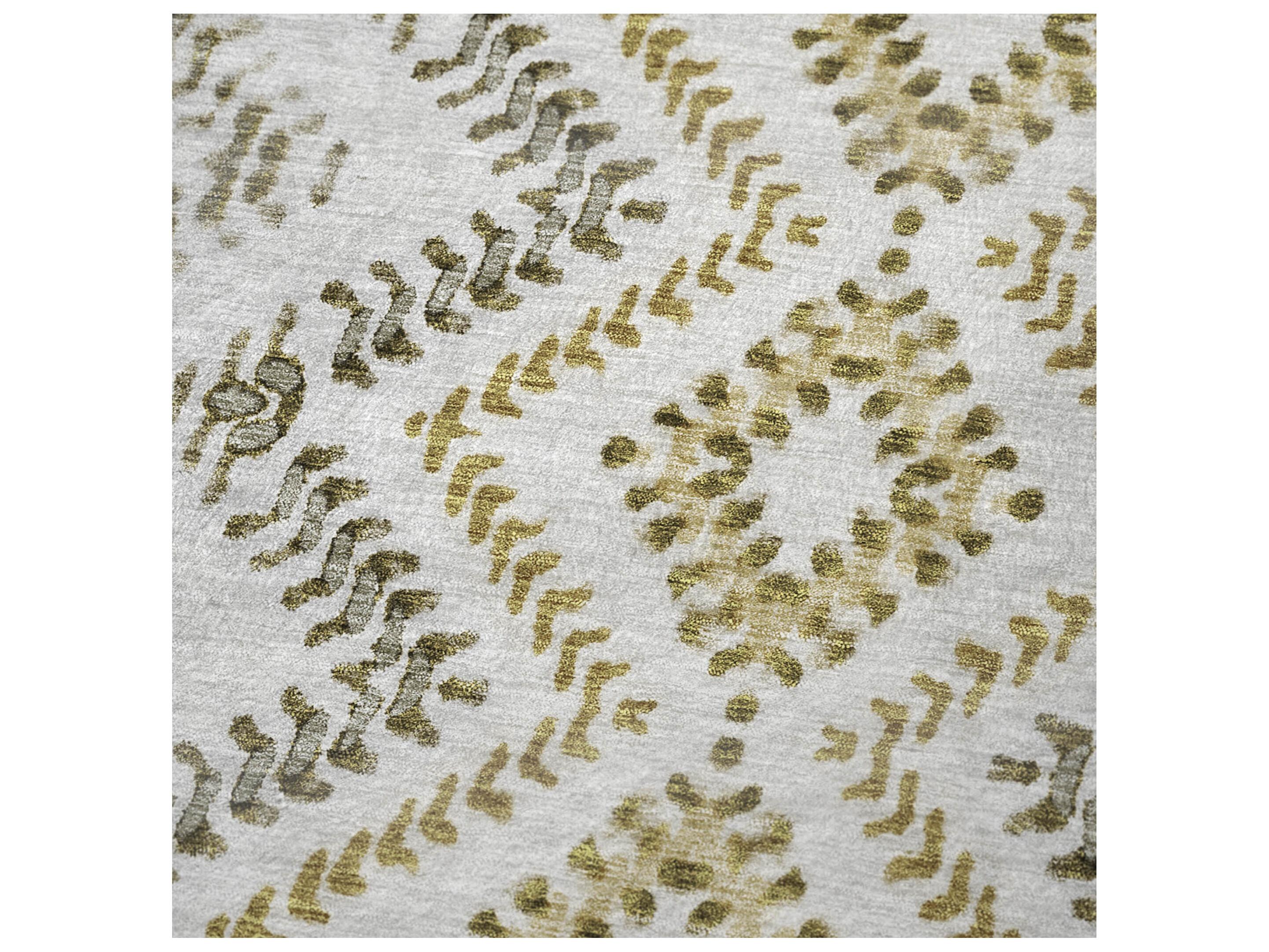 Dalyn Sherpa Brown Polyester Throw