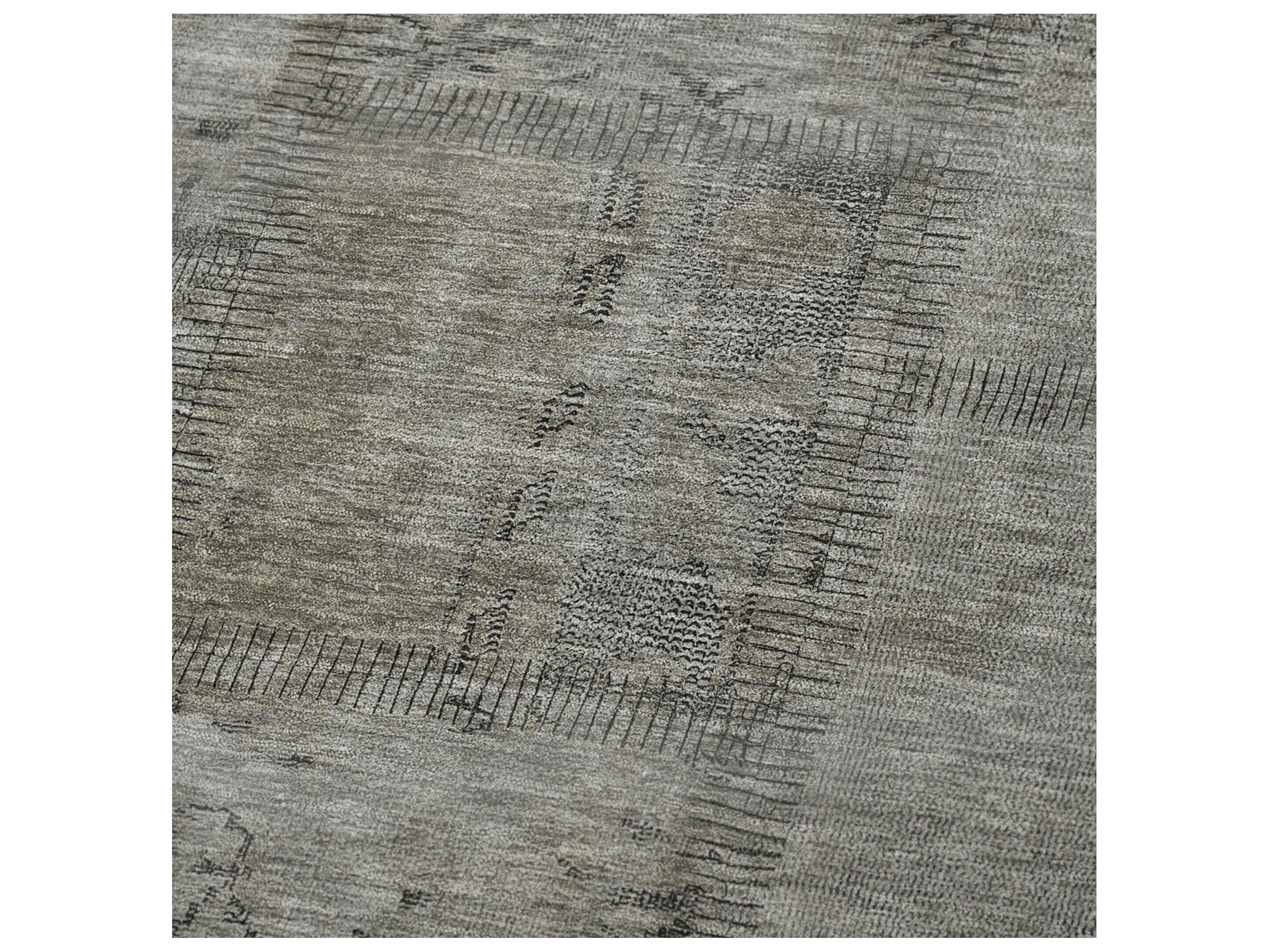 Dalyn Sherpa Brown Polyester Throw