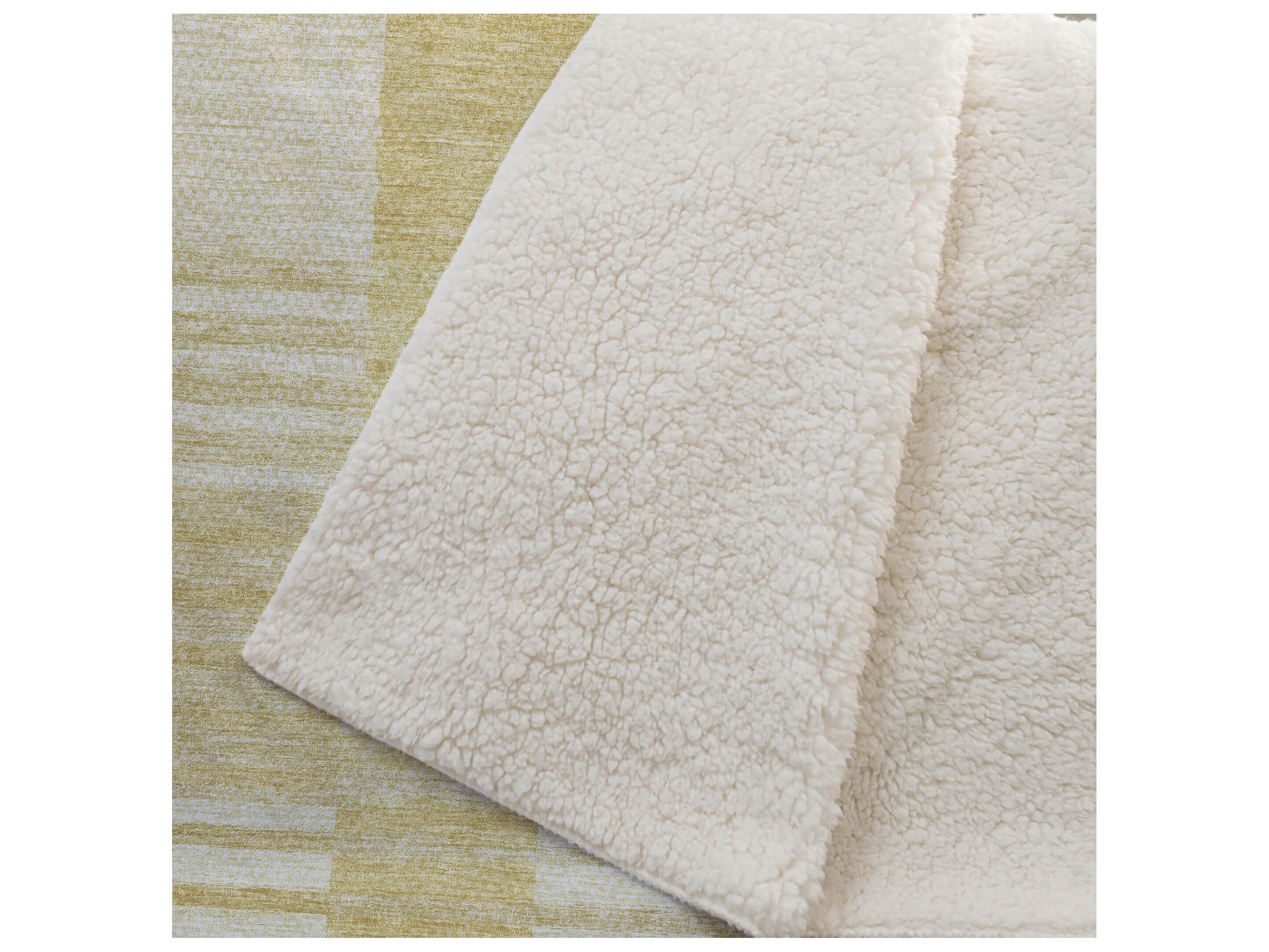 Dalyn Sherpa Gold Polyester Throw
