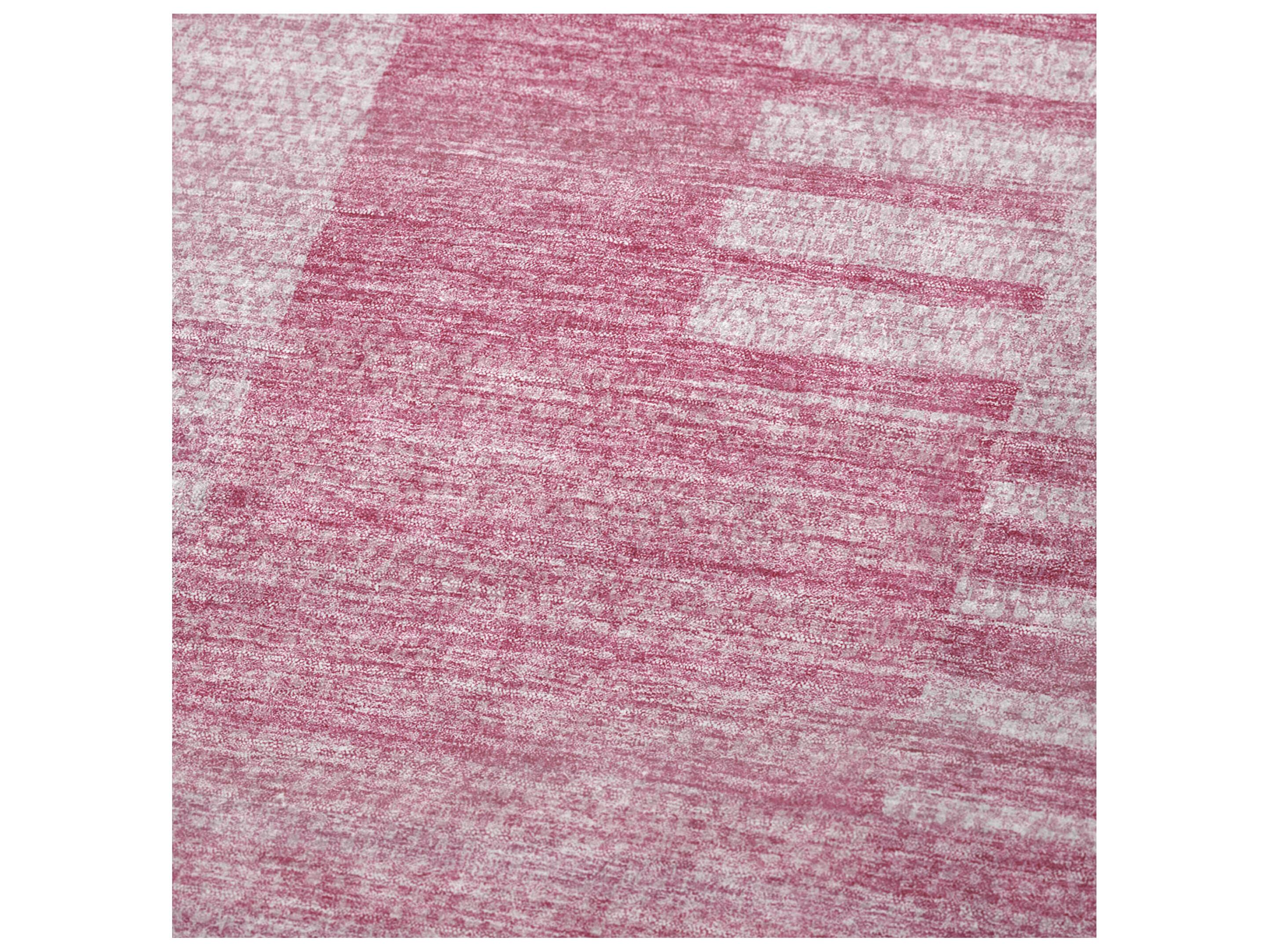 Dalyn Sherpa Pink Polyester Throw