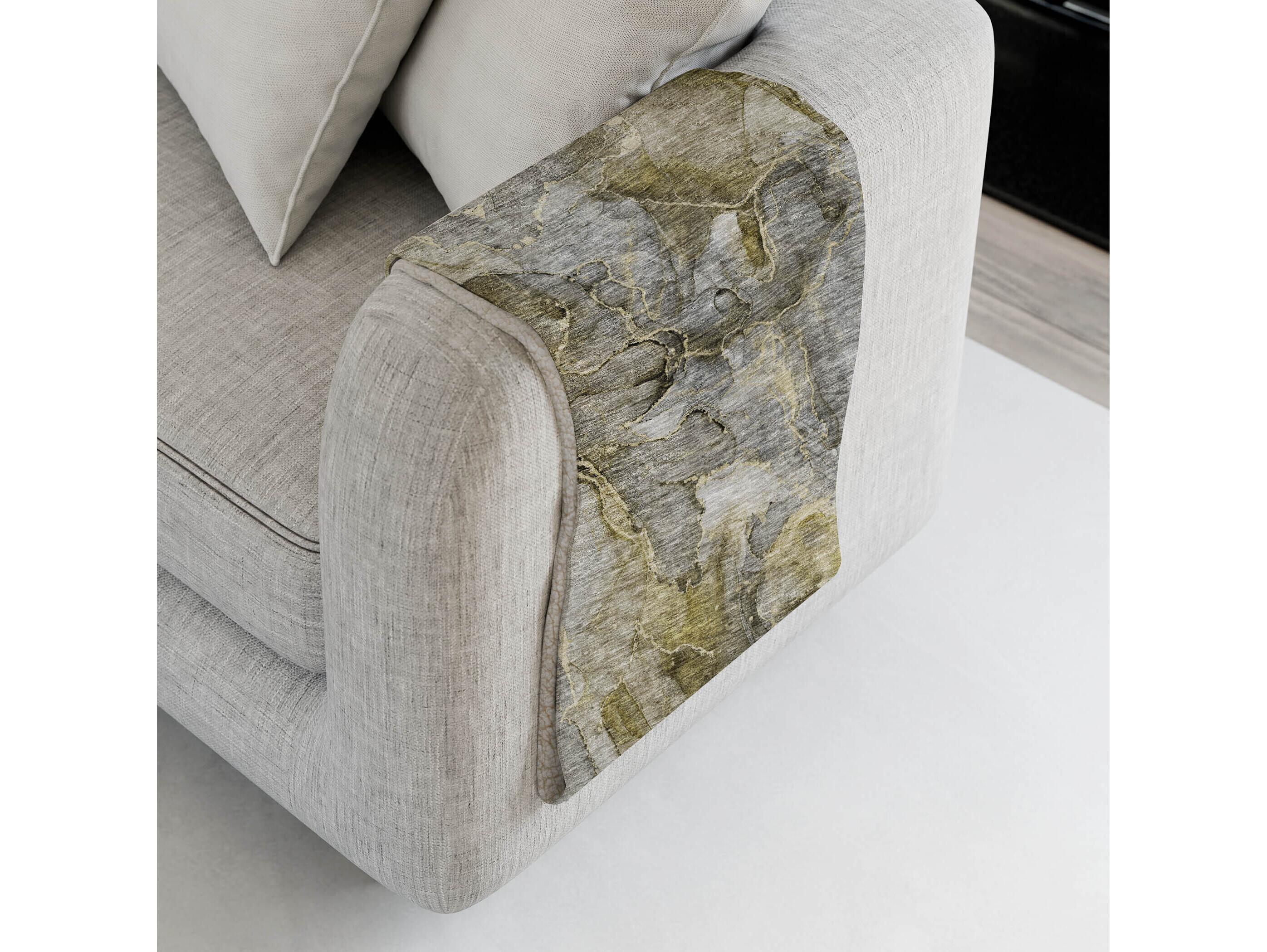 Dalyn Sherpa Brown Polyester Throw