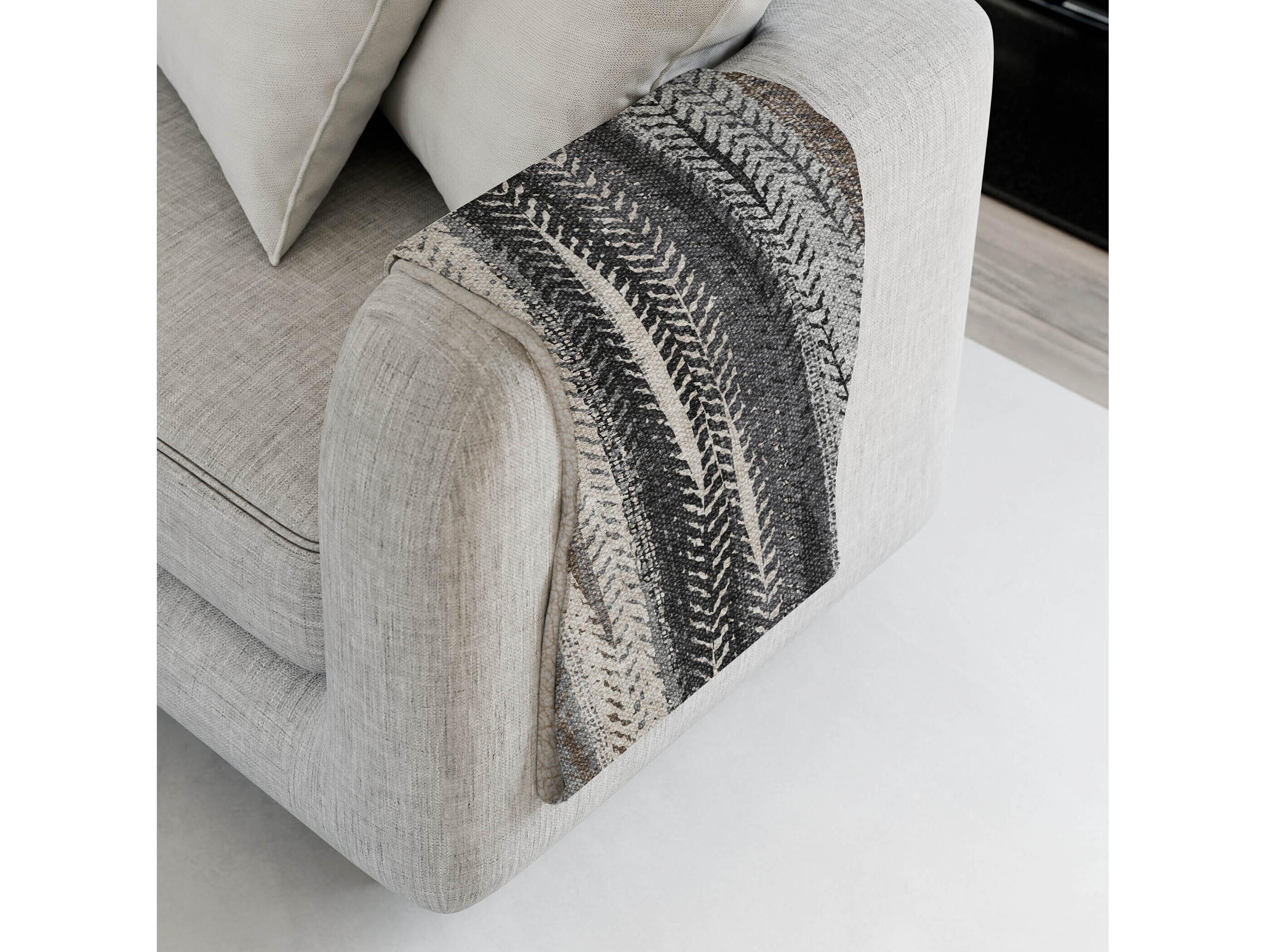 Dalyn Sherpa Brown Polyester Throw