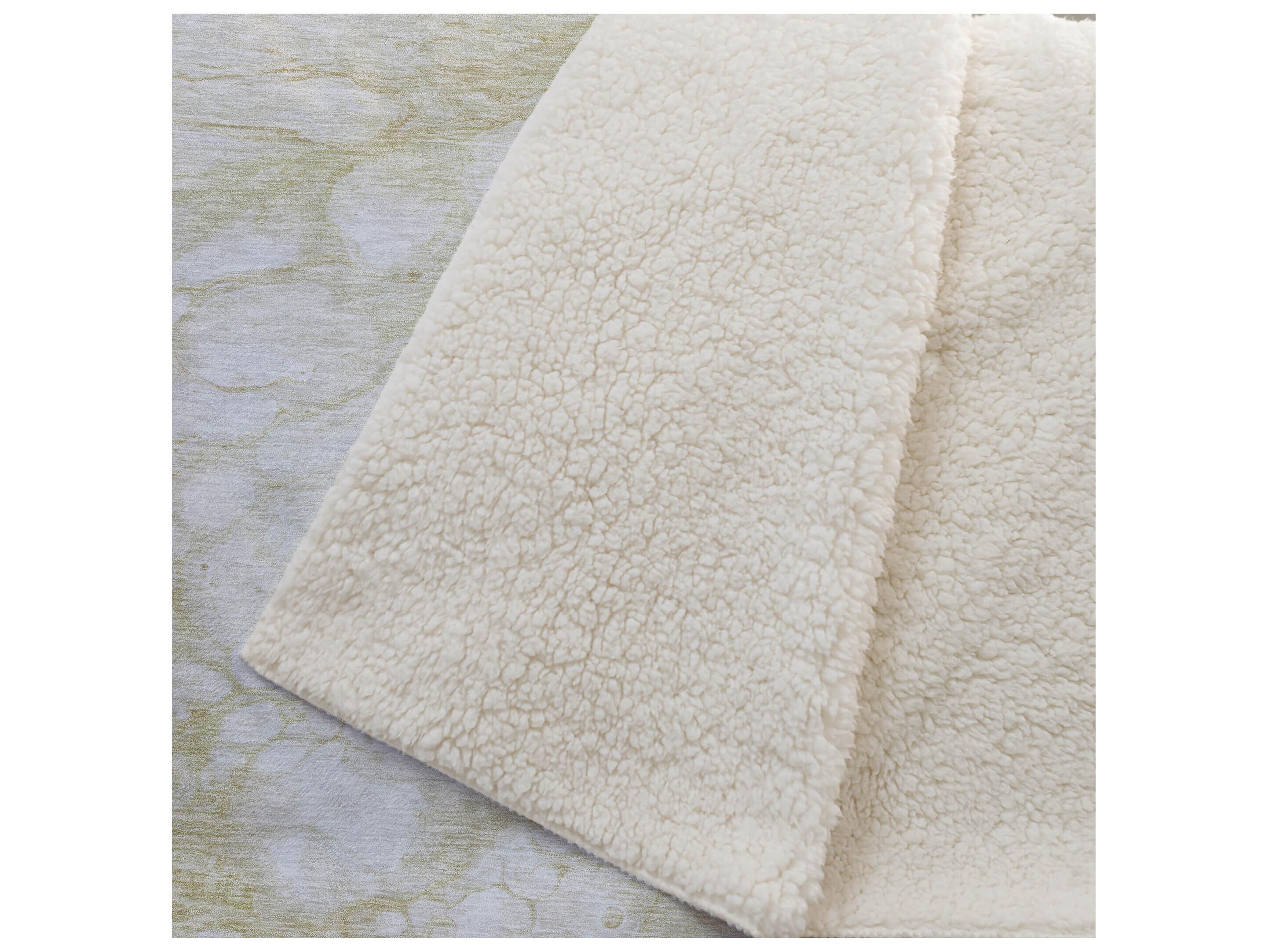 Dalyn Sherpa Brown Polyester Throw
