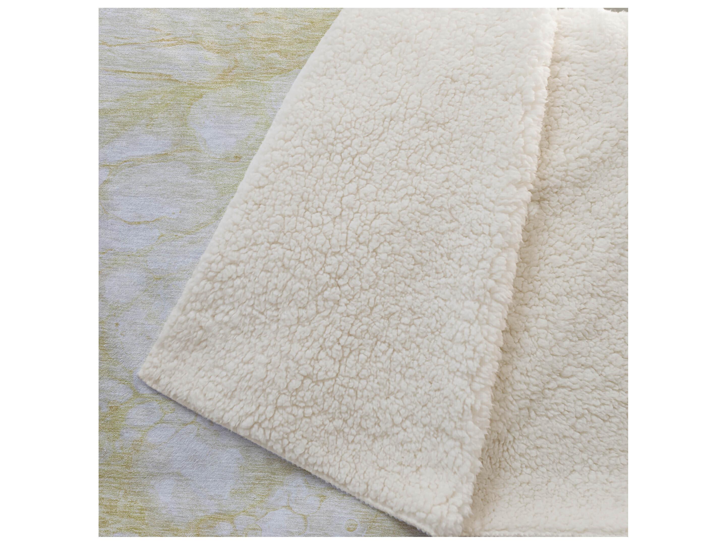 Dalyn Sherpa Gold Polyester Throw