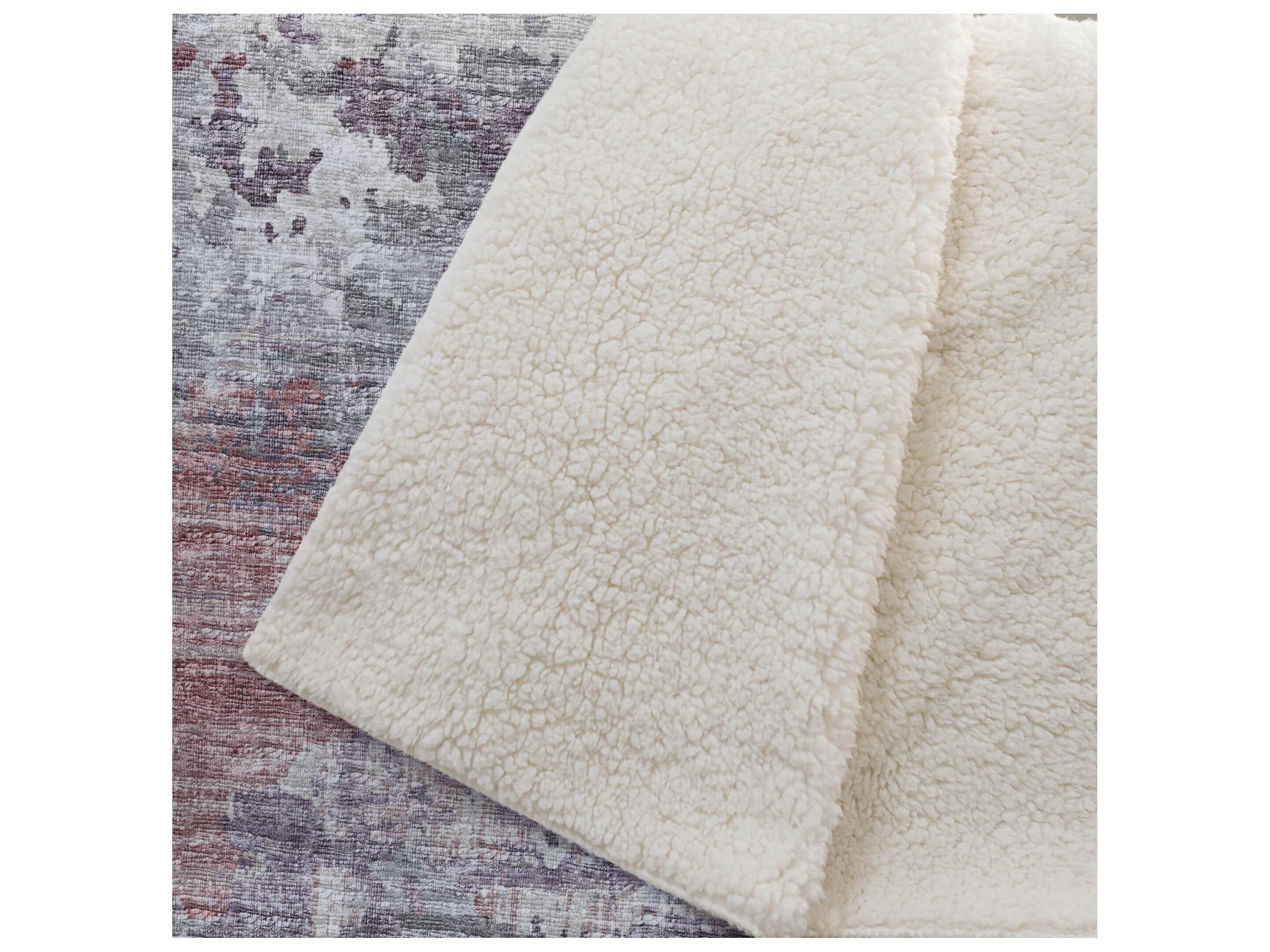 Dalyn Sherpa Pink Polyester Throw