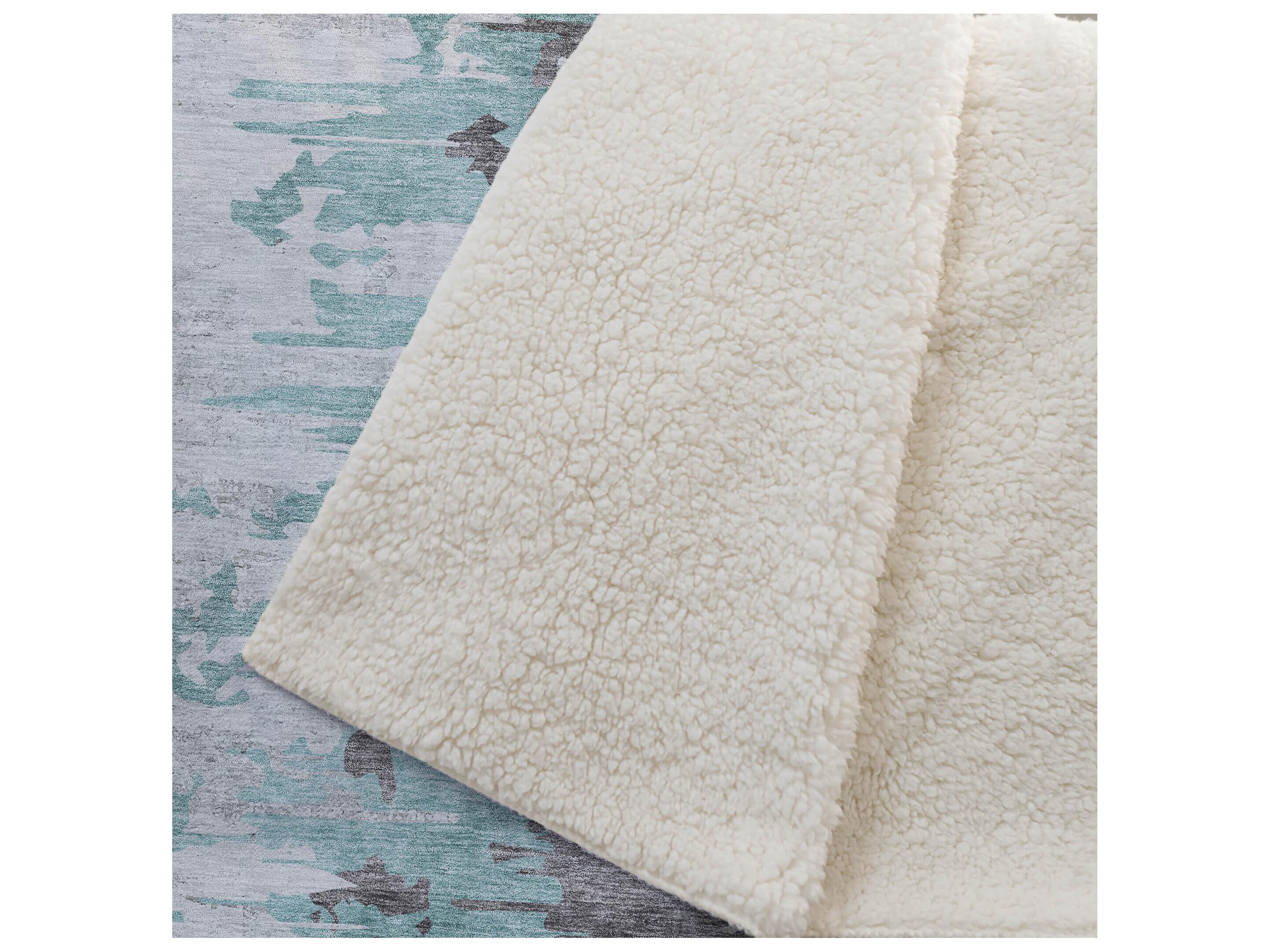 Dalyn Sherpa Teal Polyester Throw