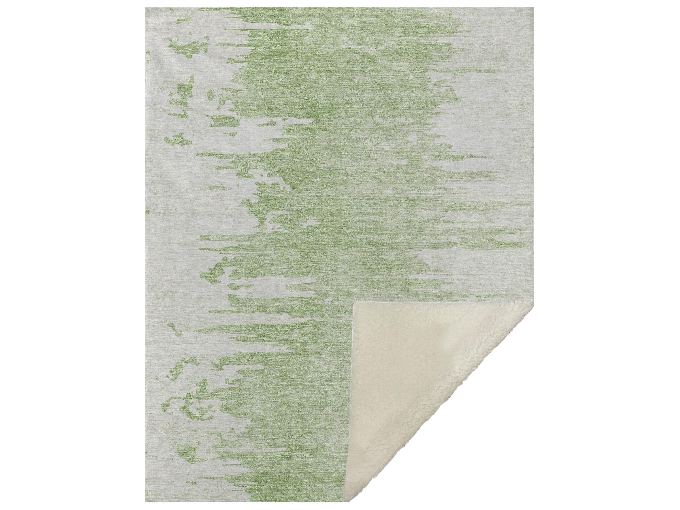 Dalyn Sherpa Green Polyester Throw