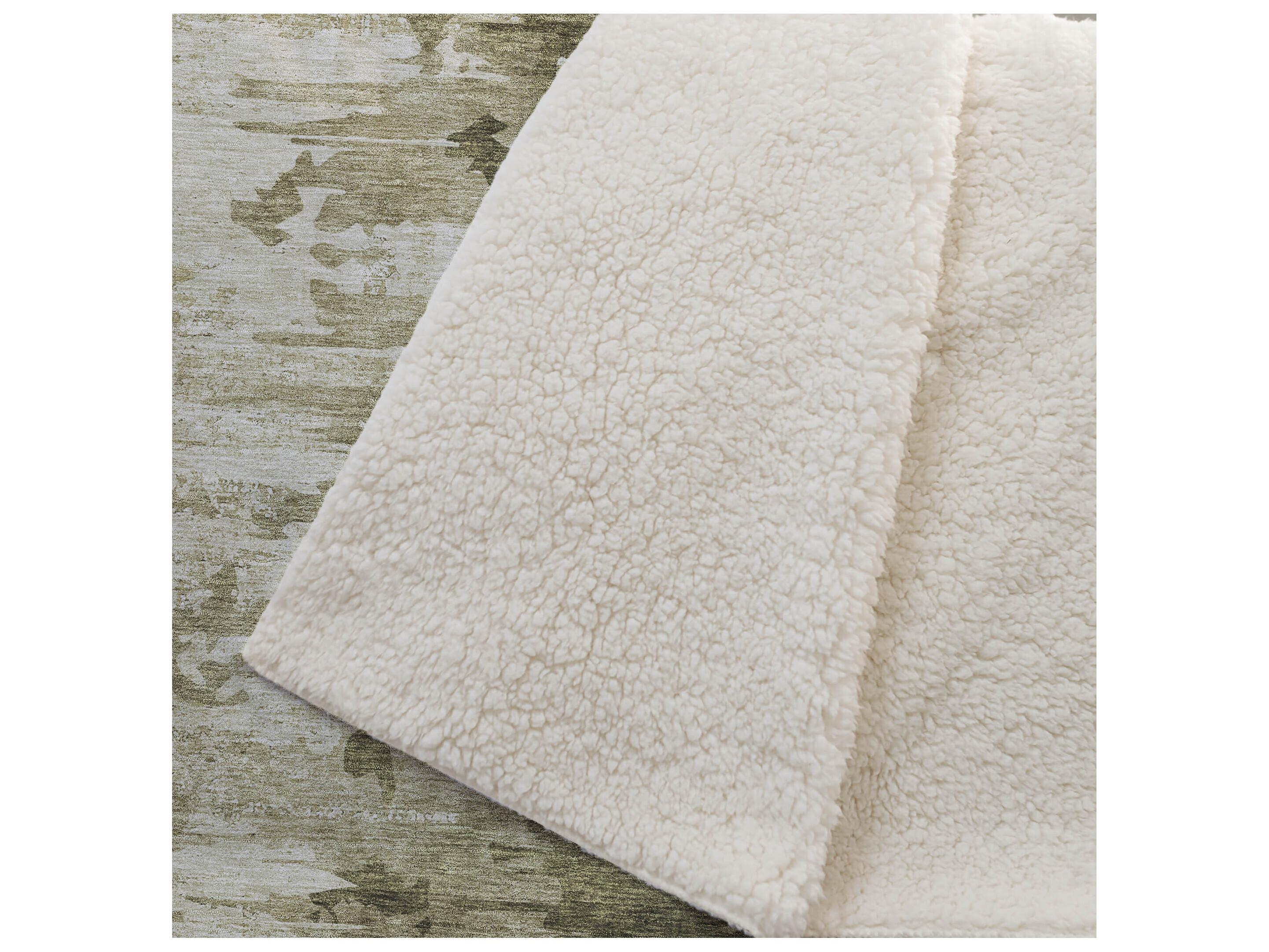 Dalyn Sherpa Brown Polyester Throw