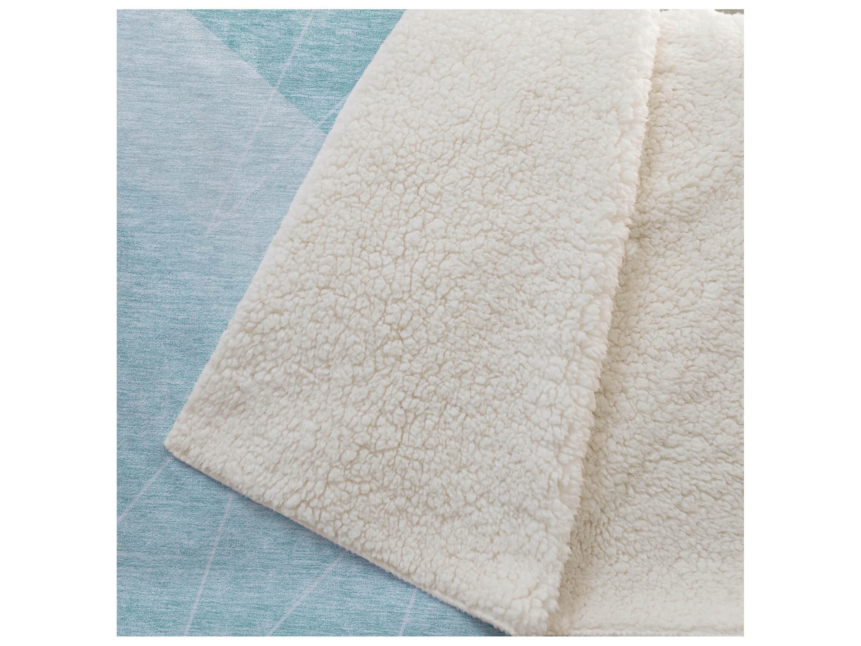 Dalyn Sherpa Teal Polyester Throw