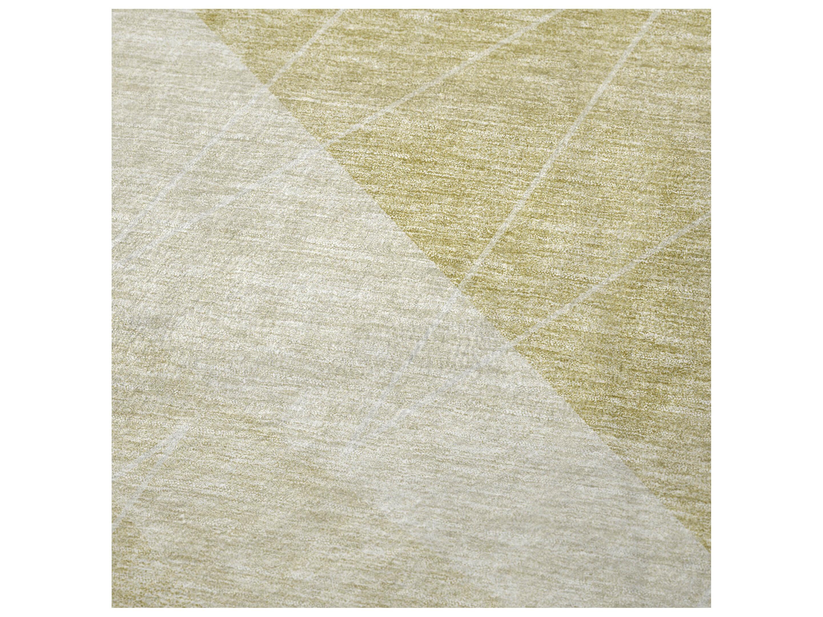 Dalyn Sherpa Gold Polyester Throw