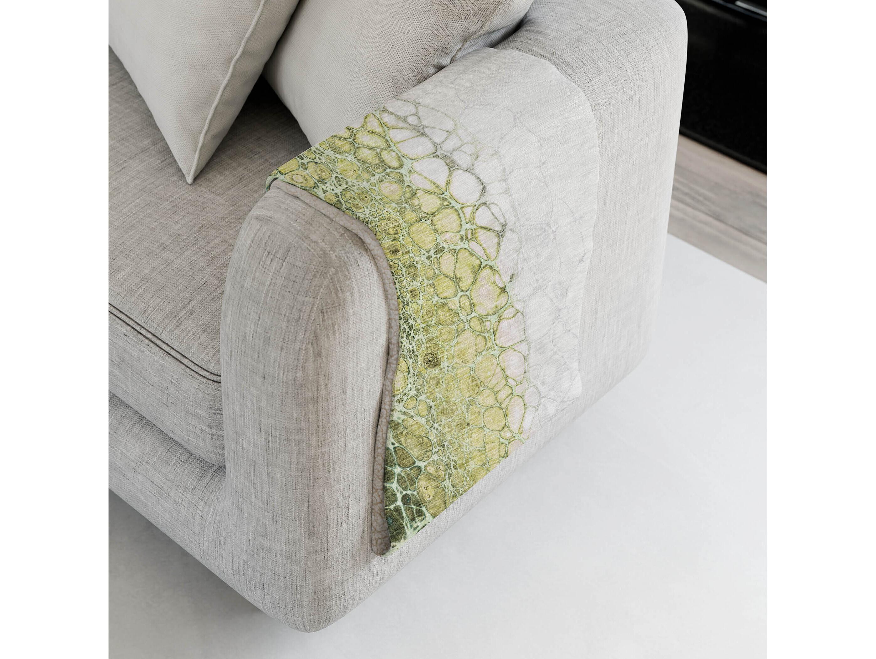 Dalyn Sherpa Green Polyester Throw