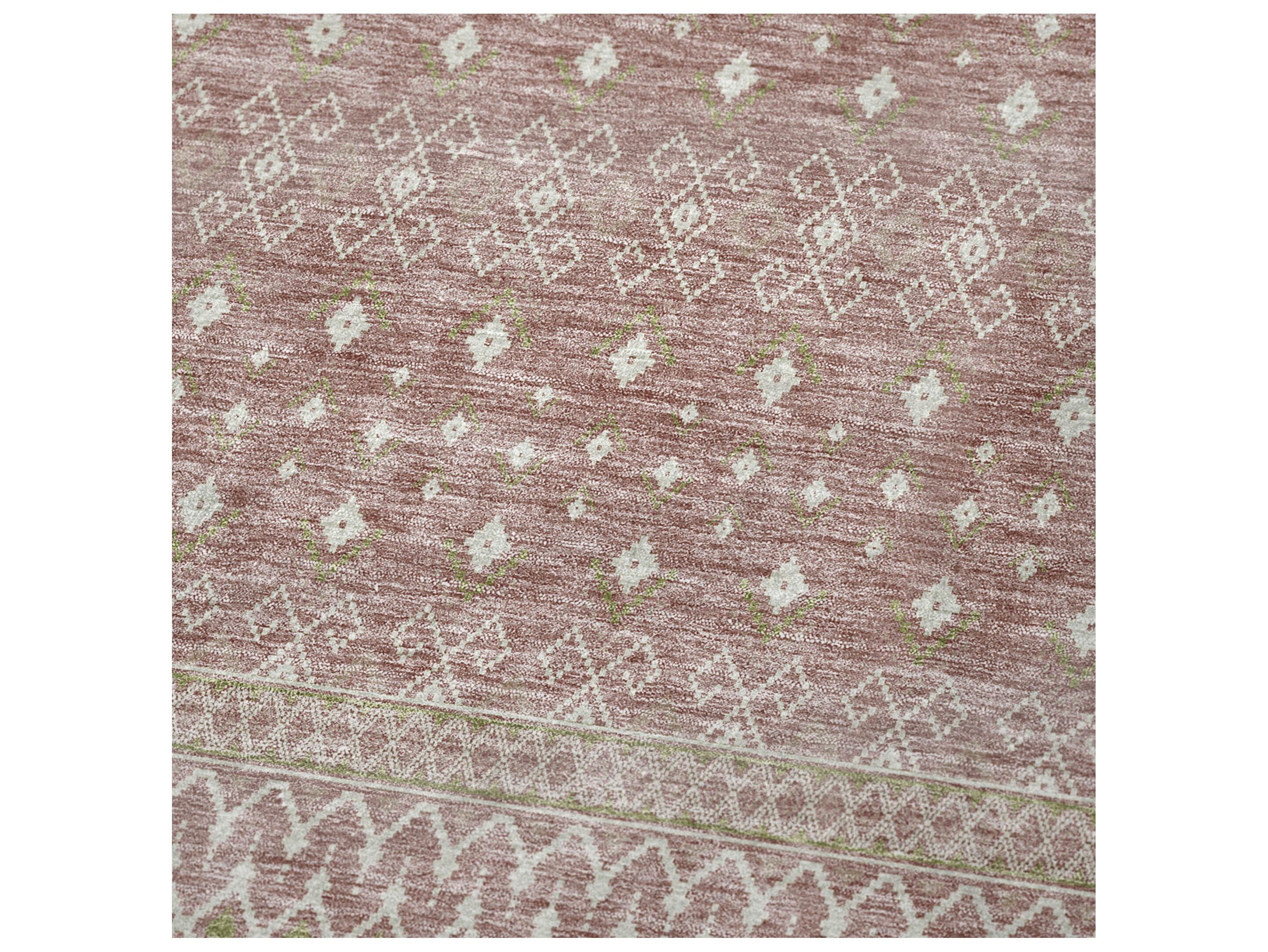 Dalyn Sherpa Pink Polyester Throw