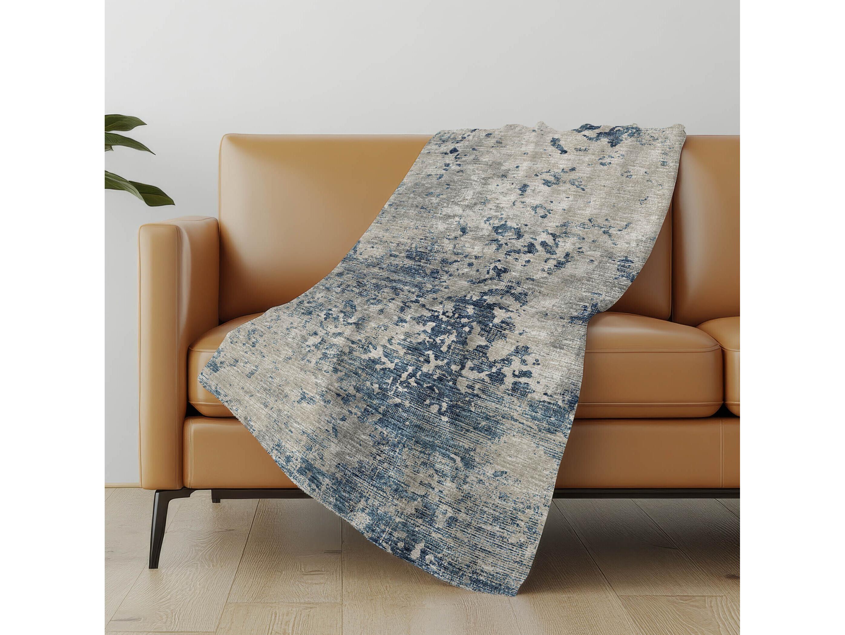 Dalyn Sherpa Navy Polyester Throw