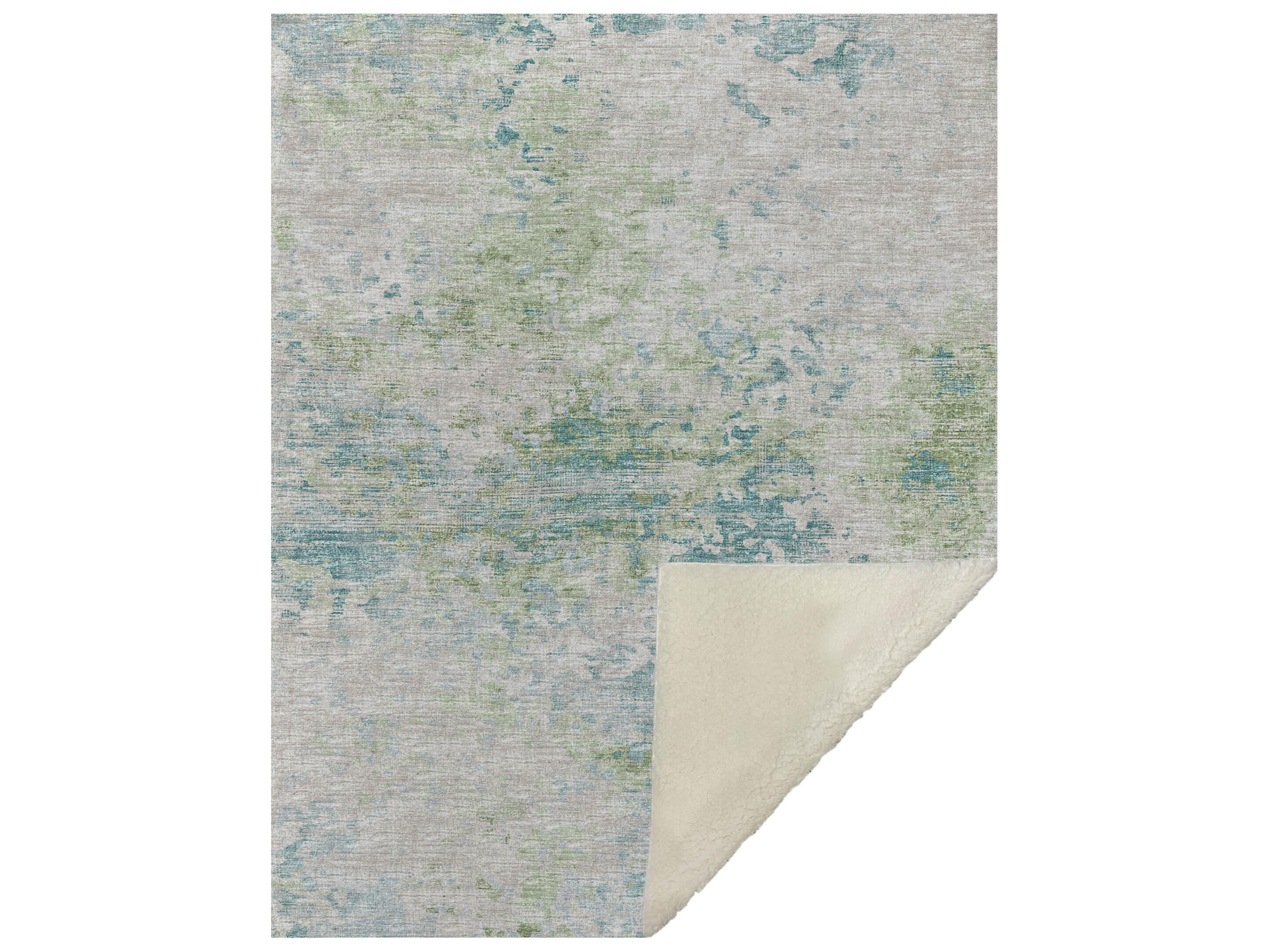 Dalyn Sherpa Green Polyester Throw