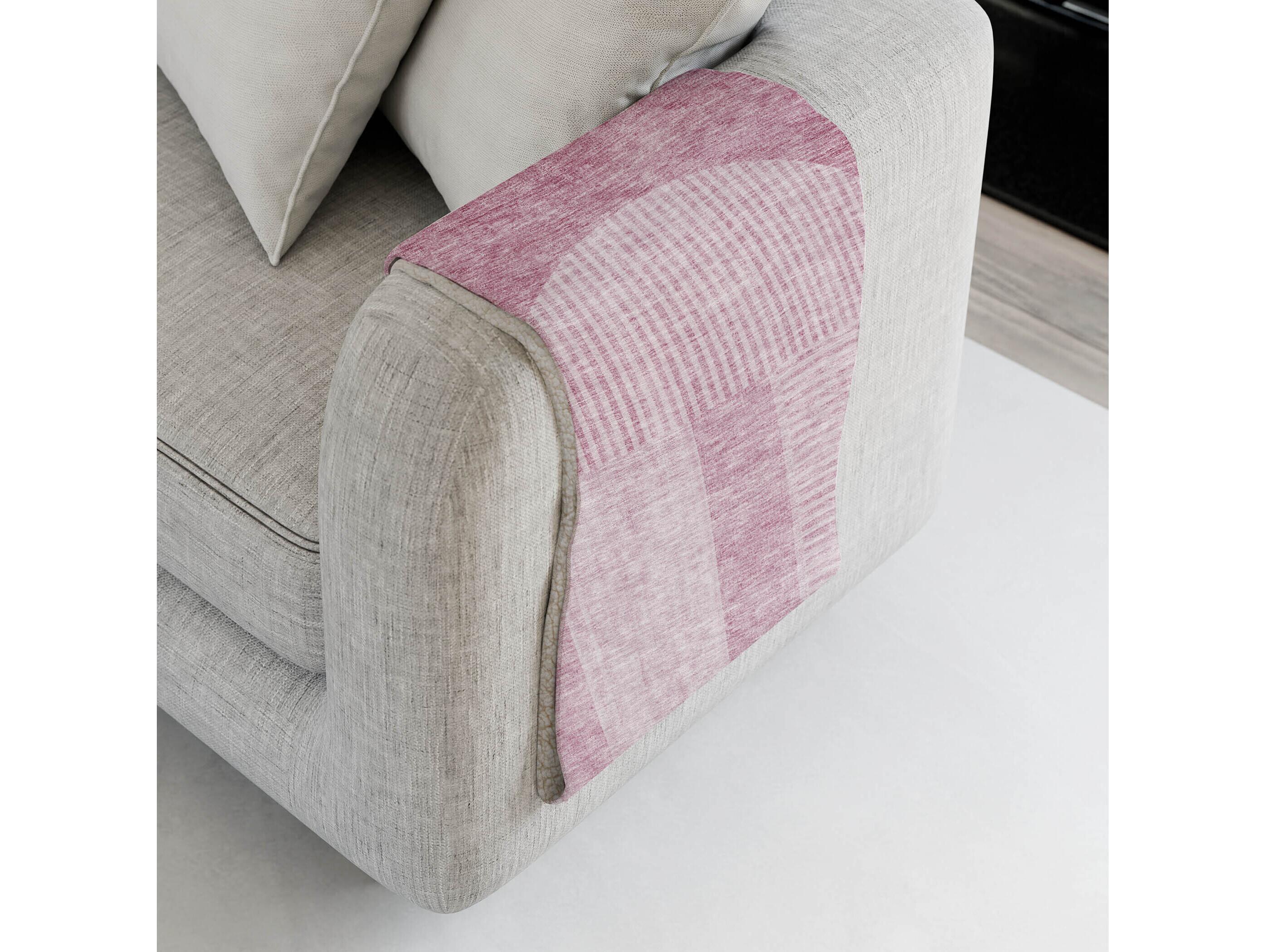 Dalyn Sherpa Pink Polyester Throw