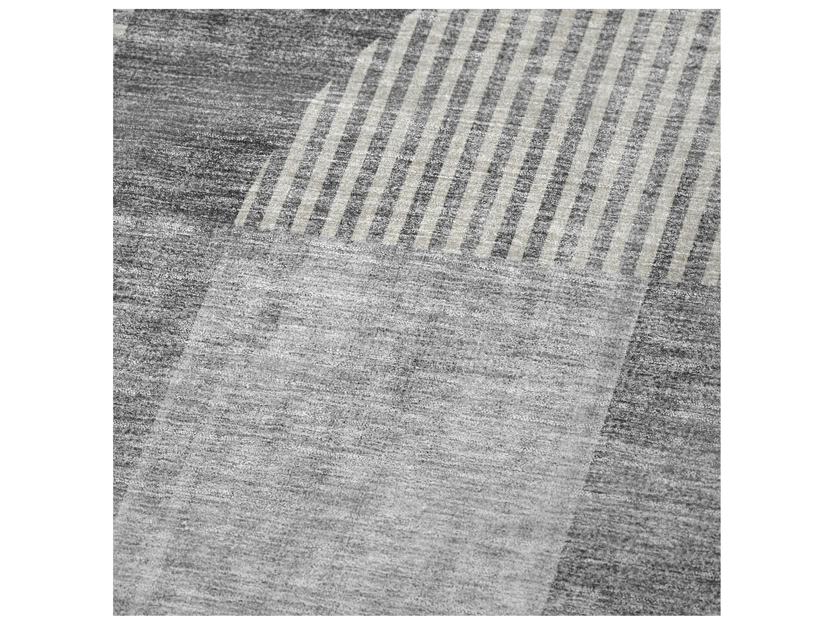 Dalyn Sherpa Gray Polyester Throw