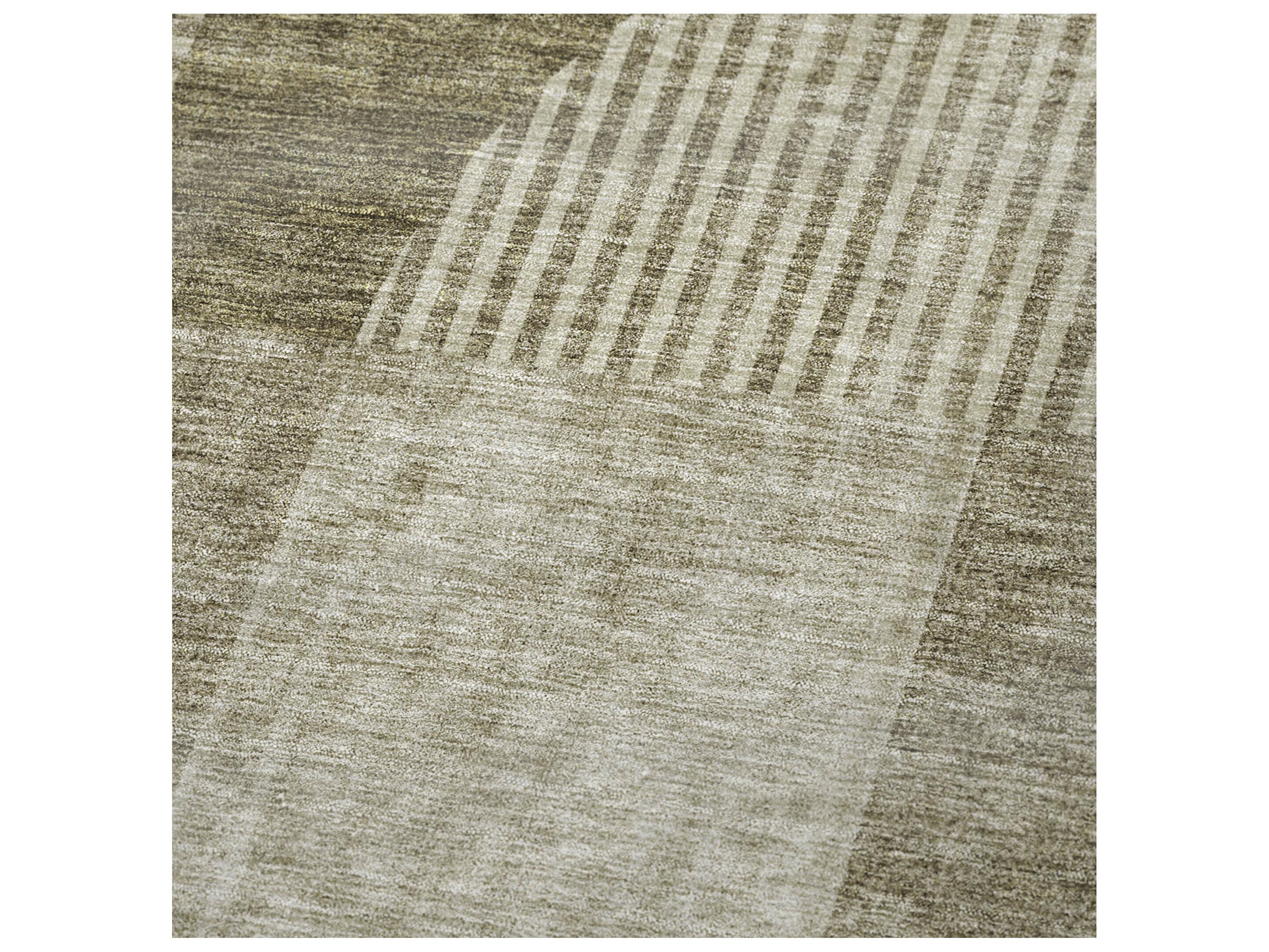 Dalyn Sherpa Brown Polyester Throw