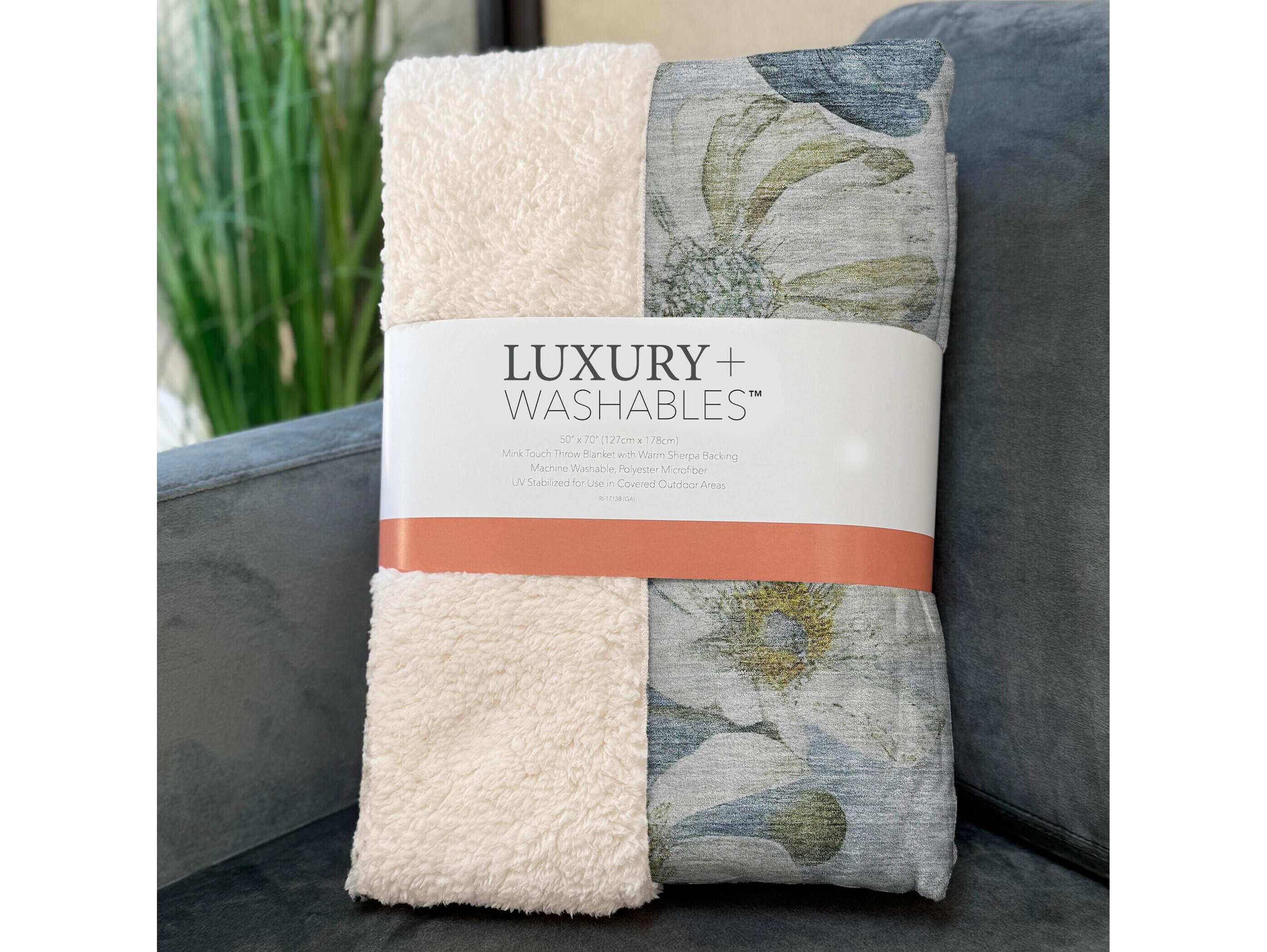 Dalyn Sherpa Blue Polyester Throw