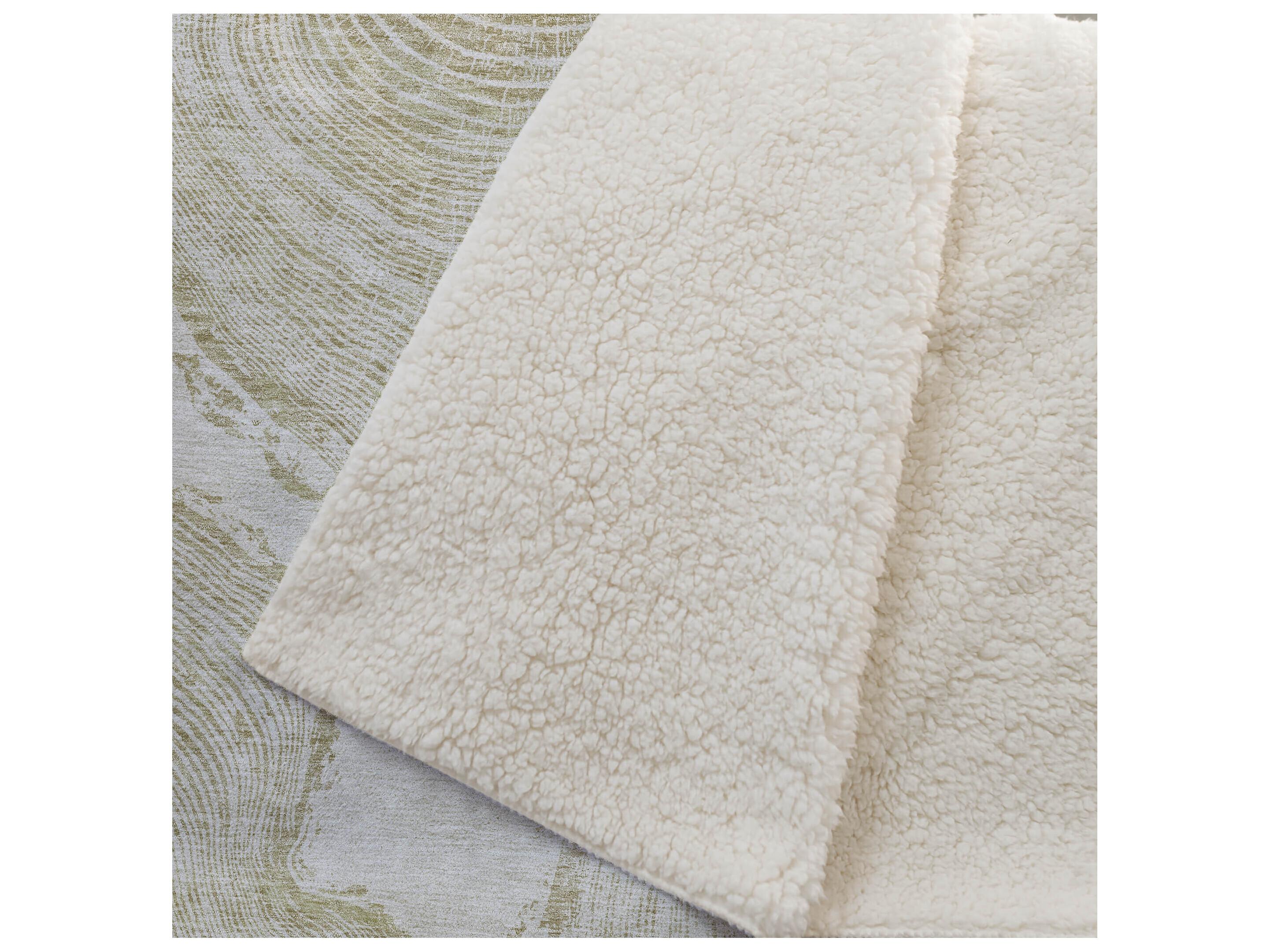 Dalyn Sherpa Brown Polyester Throw