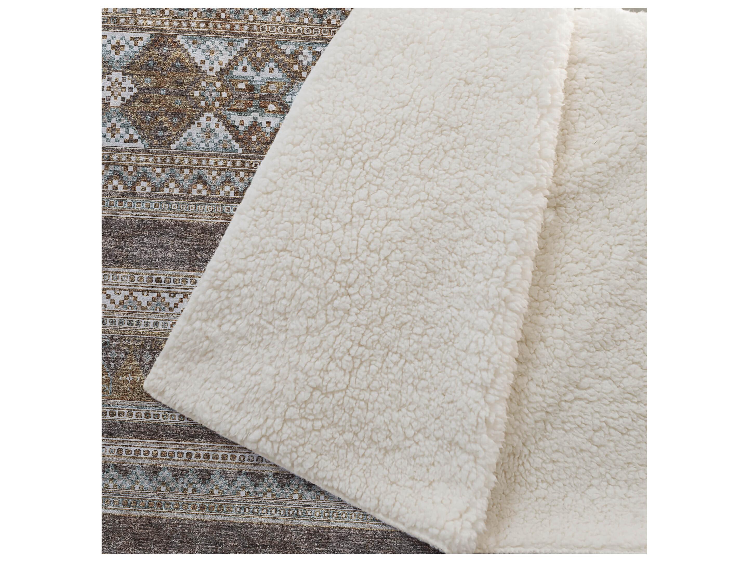 Dalyn Sherpa Brown Polyester Throw