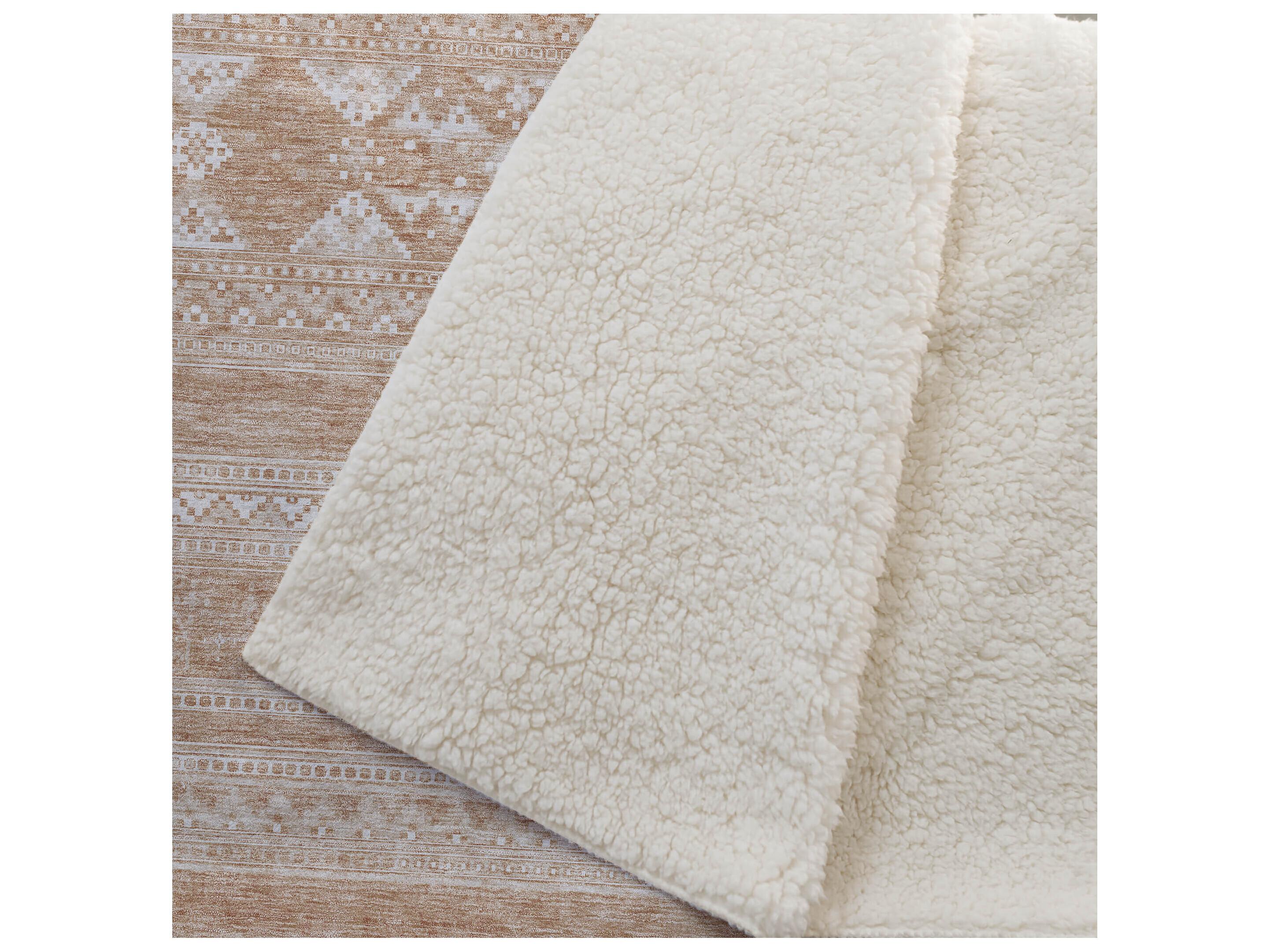 Dalyn Sherpa Orange Polyester Throw