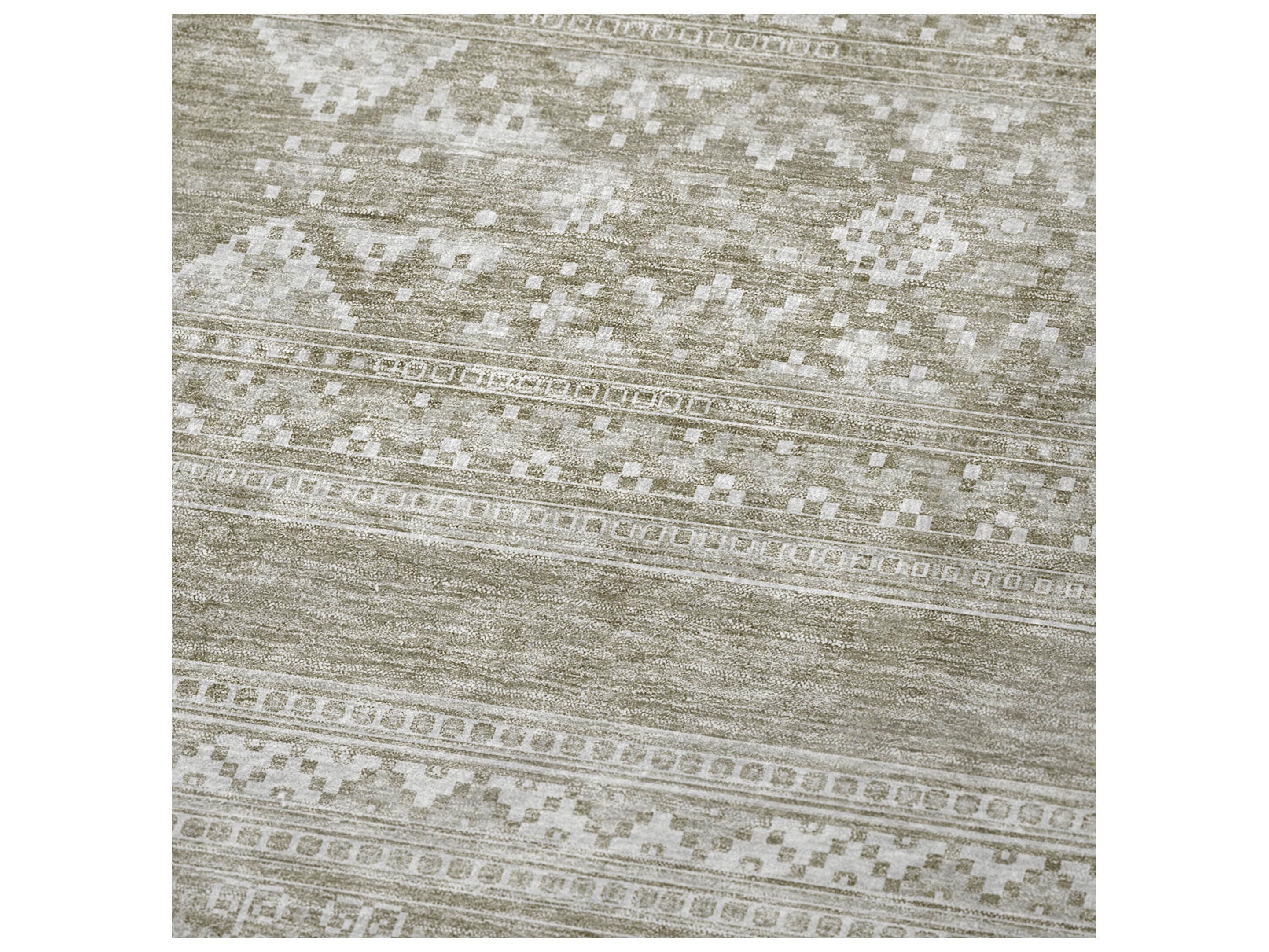 Dalyn Sherpa Brown Polyester Throw