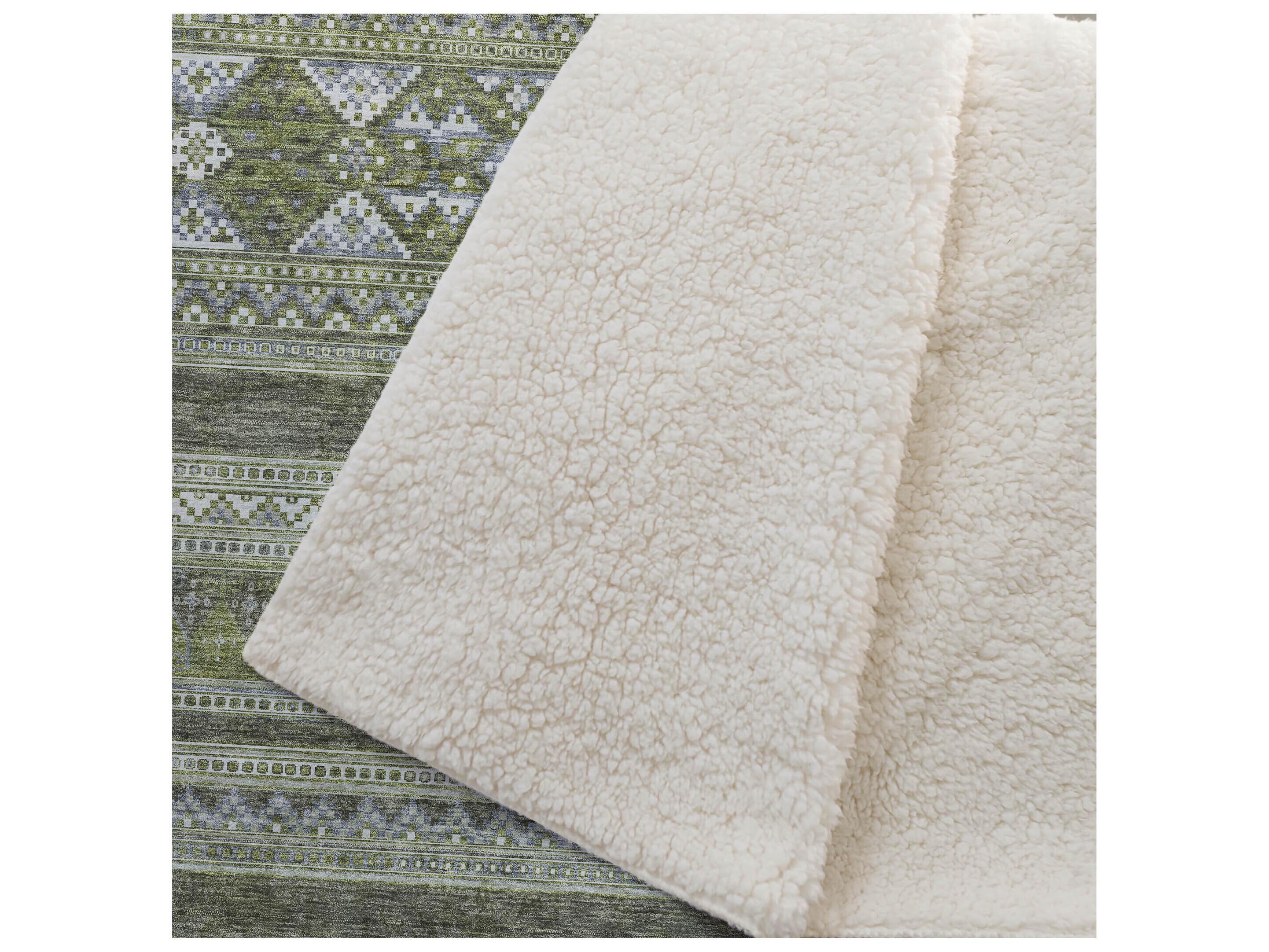 Dalyn Sherpa Green Polyester Throw