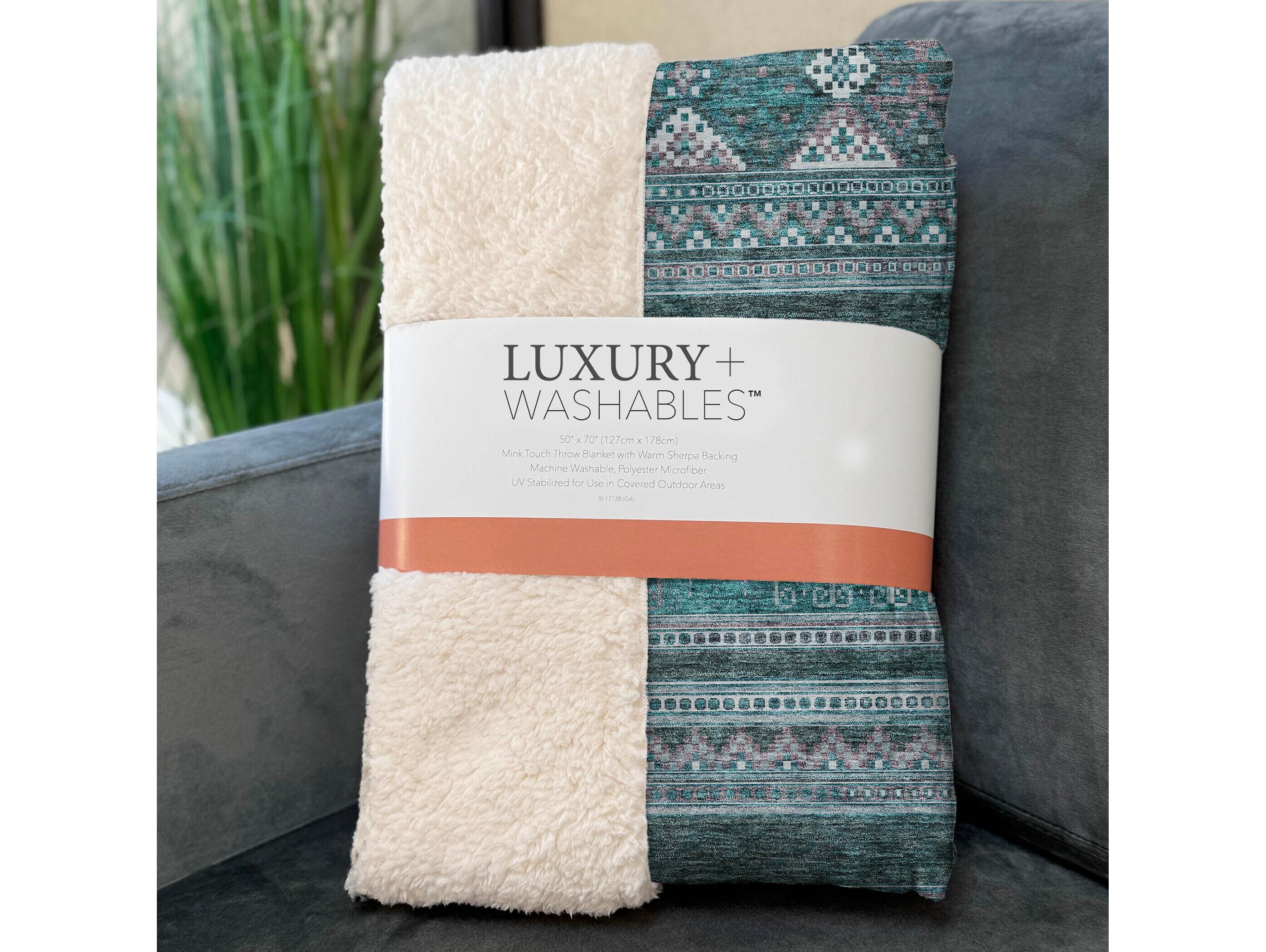 Dalyn Sherpa Teal Polyester Throw