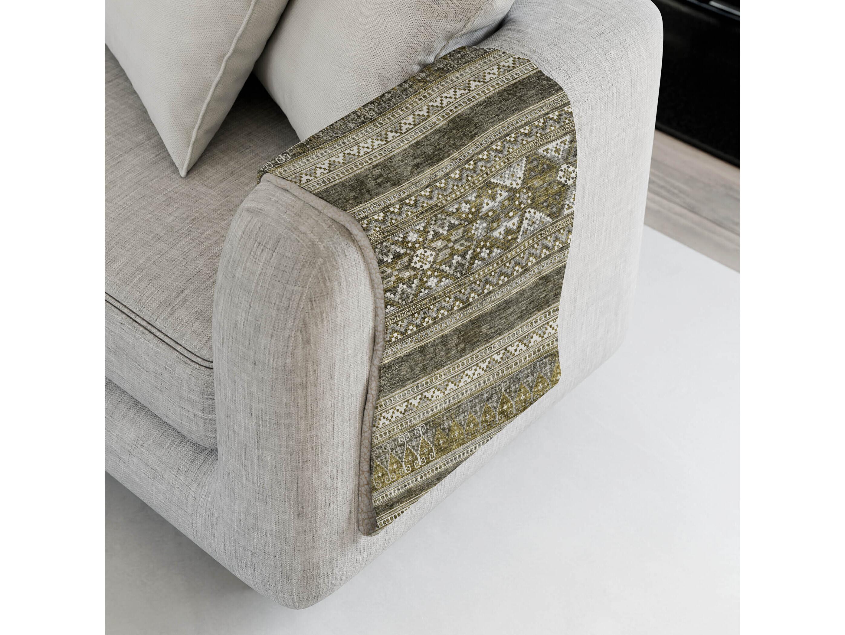 Dalyn Sherpa Brown Polyester Throw