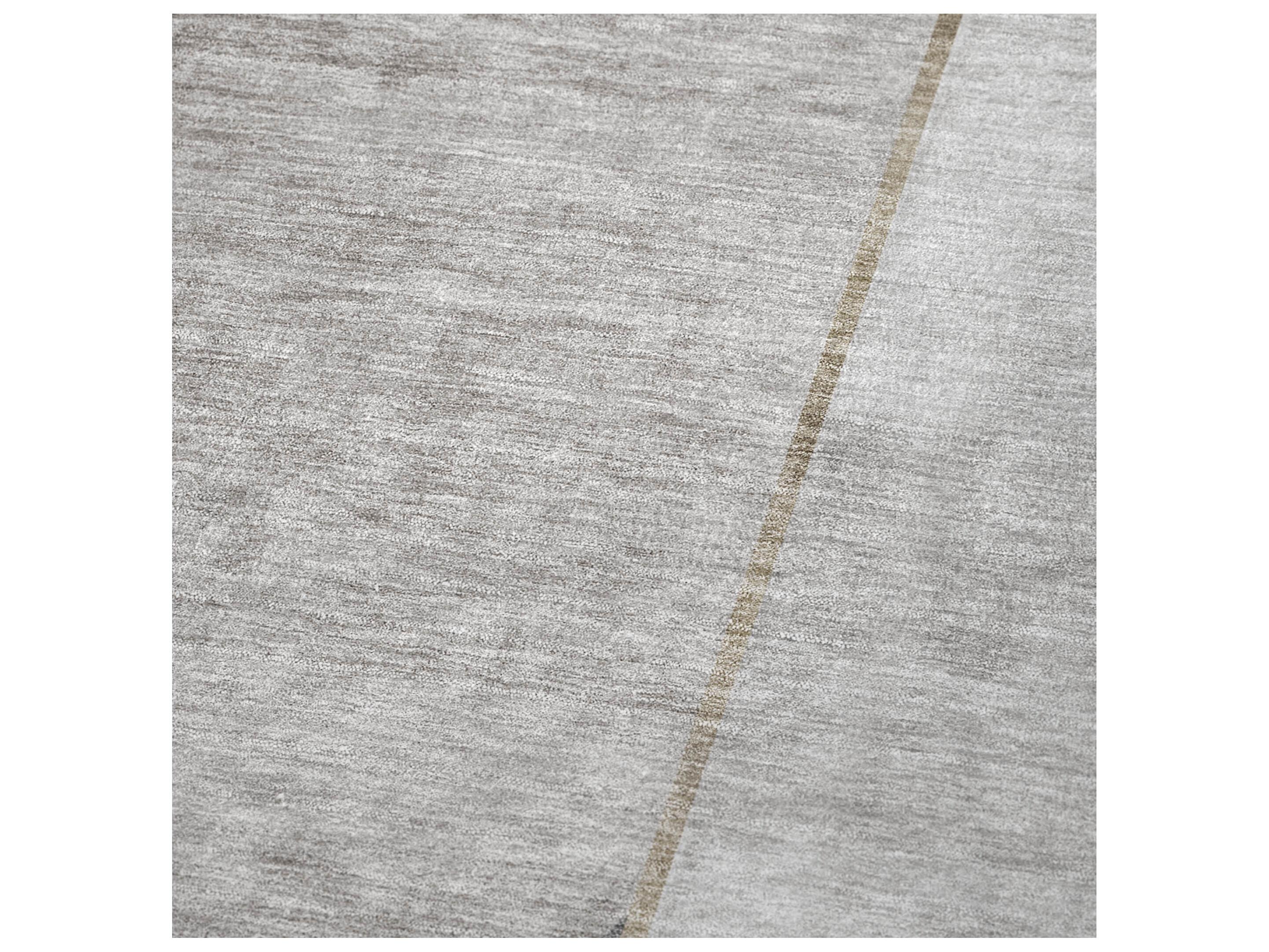 Dalyn Sherpa Brown Polyester Throw