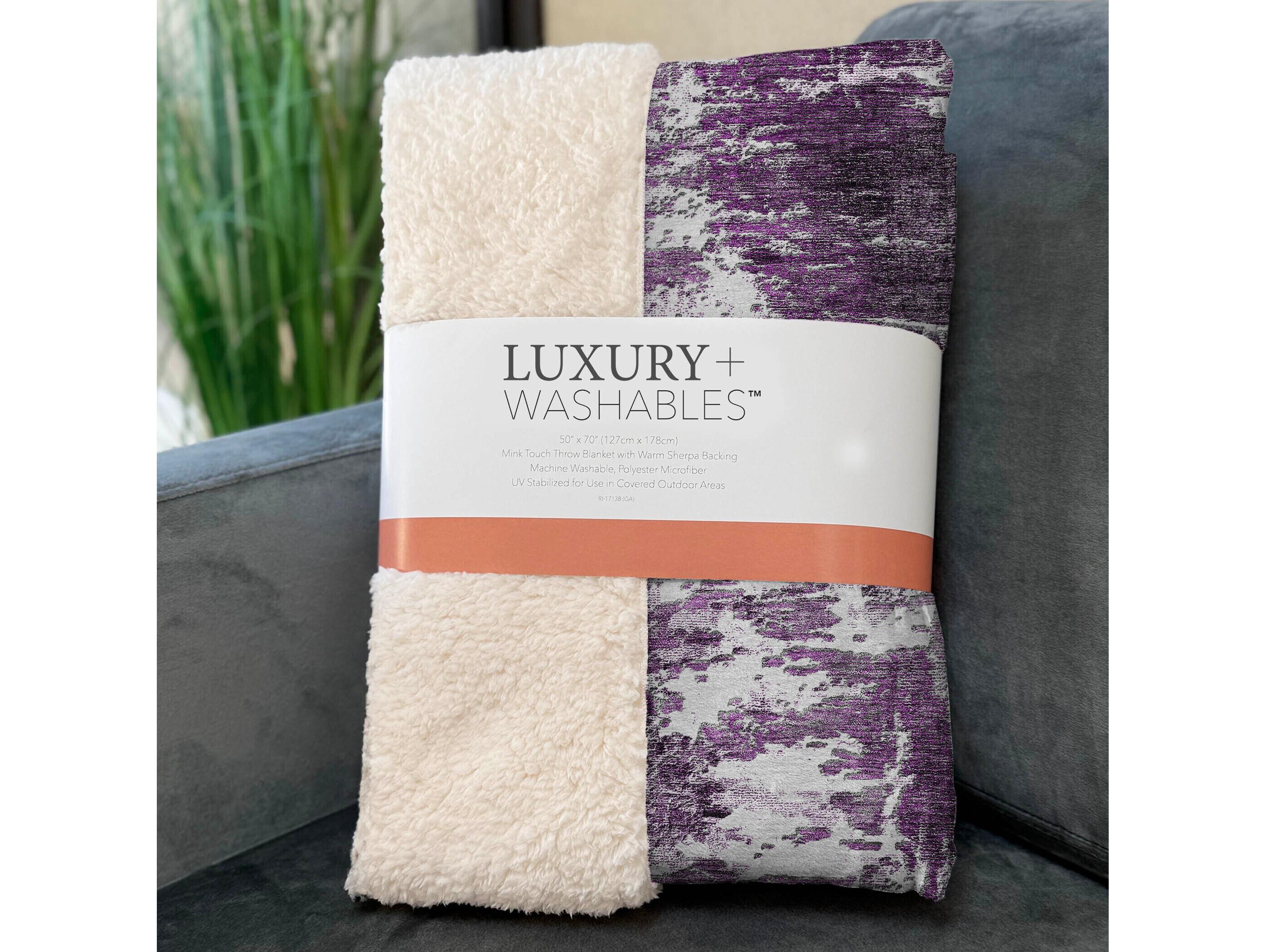 Dalyn Sherpa Purple Polyester Throw