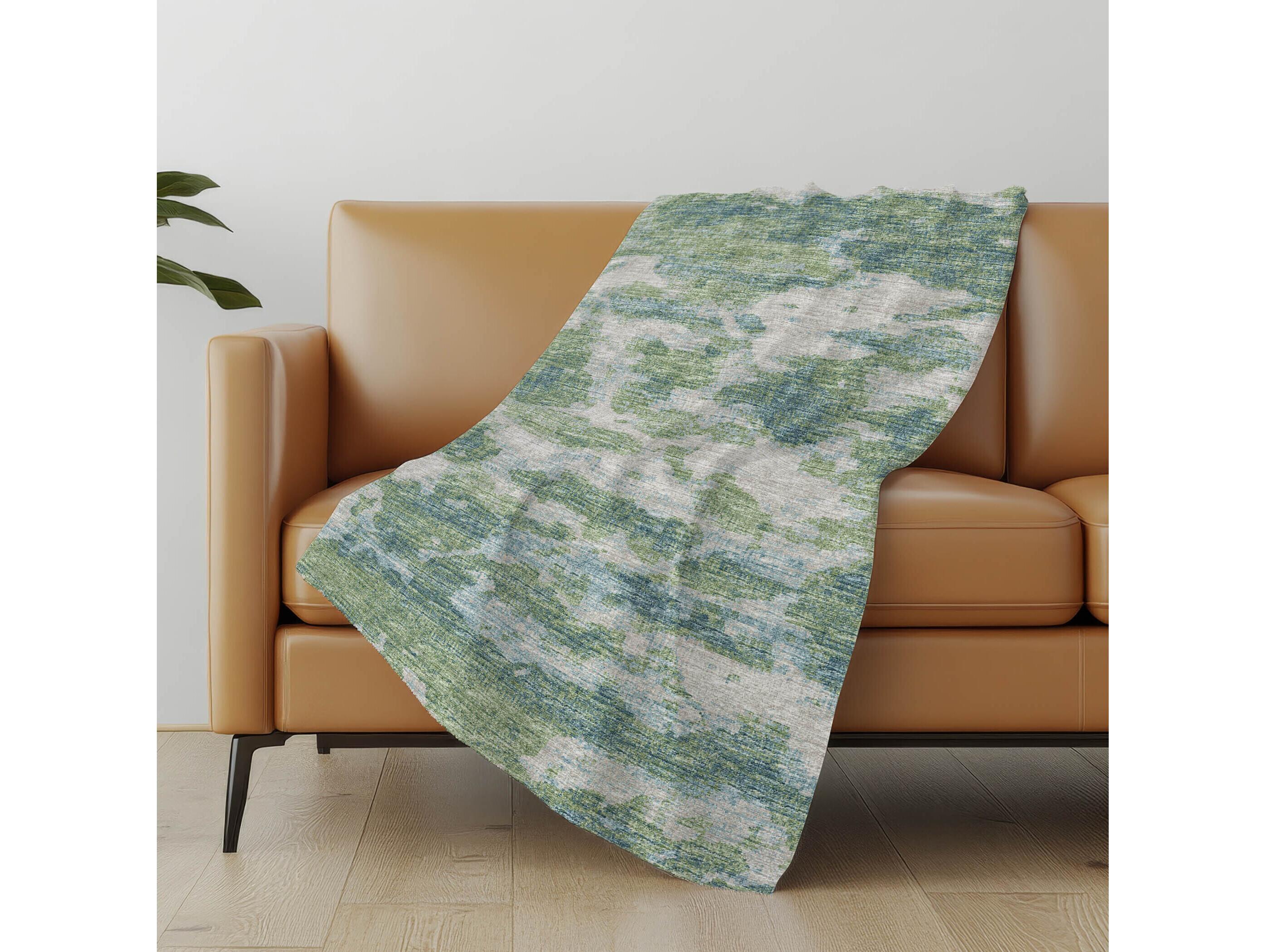 Dalyn Sherpa Green Polyester Throw