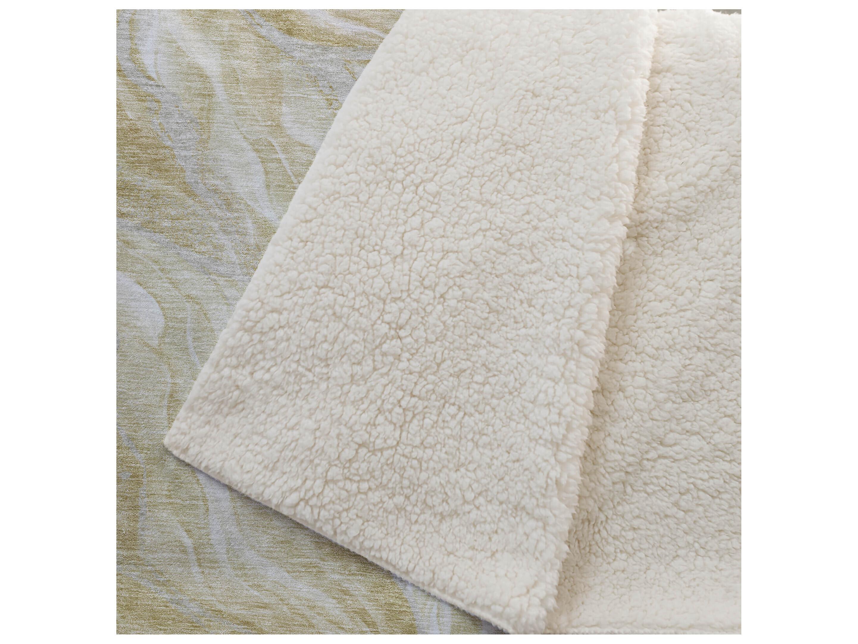 Dalyn Sherpa Gold Polyester Throw